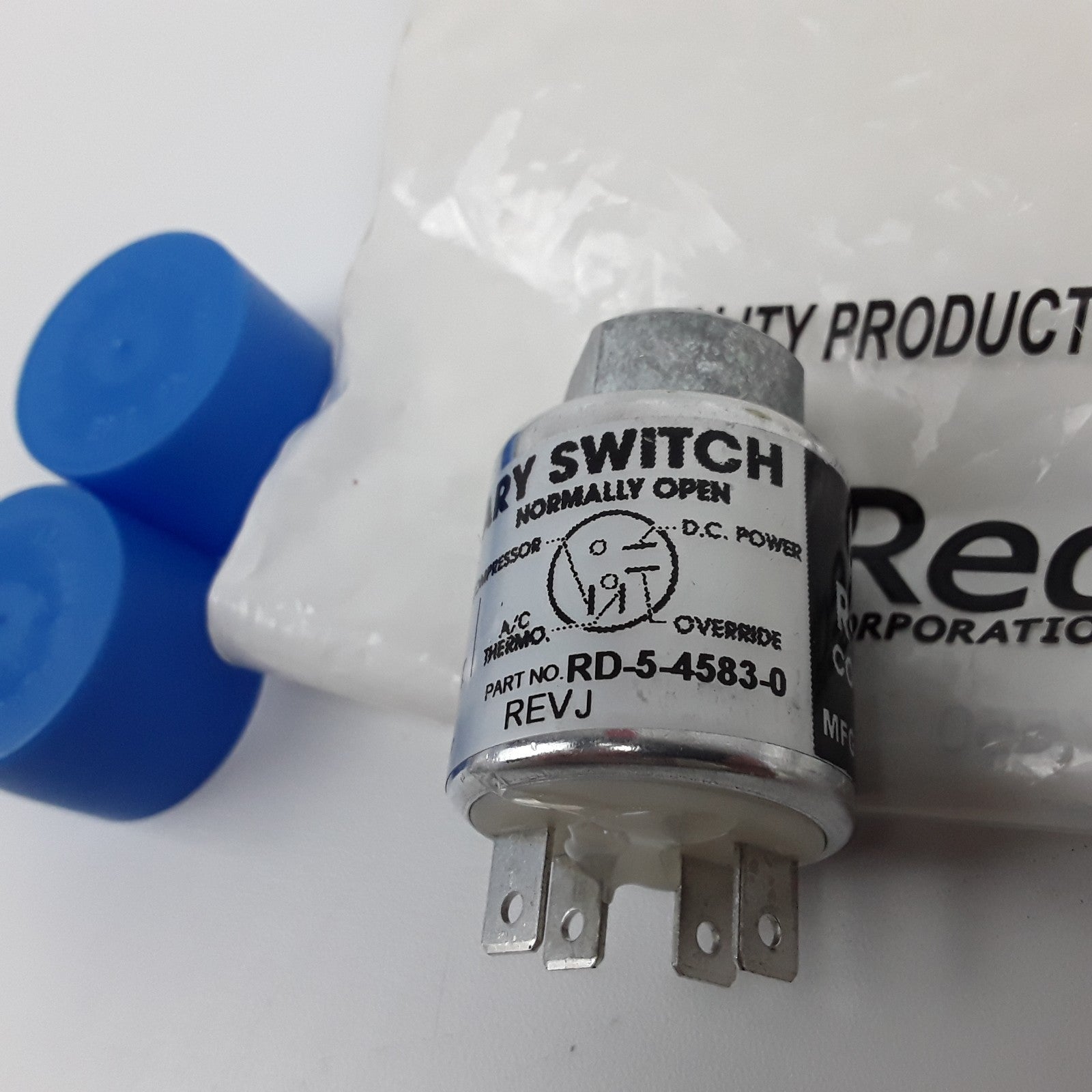 Trinary Pressure Switch Fits Kenworth Freightliner Mack 1990 1991 1992 1993-2003