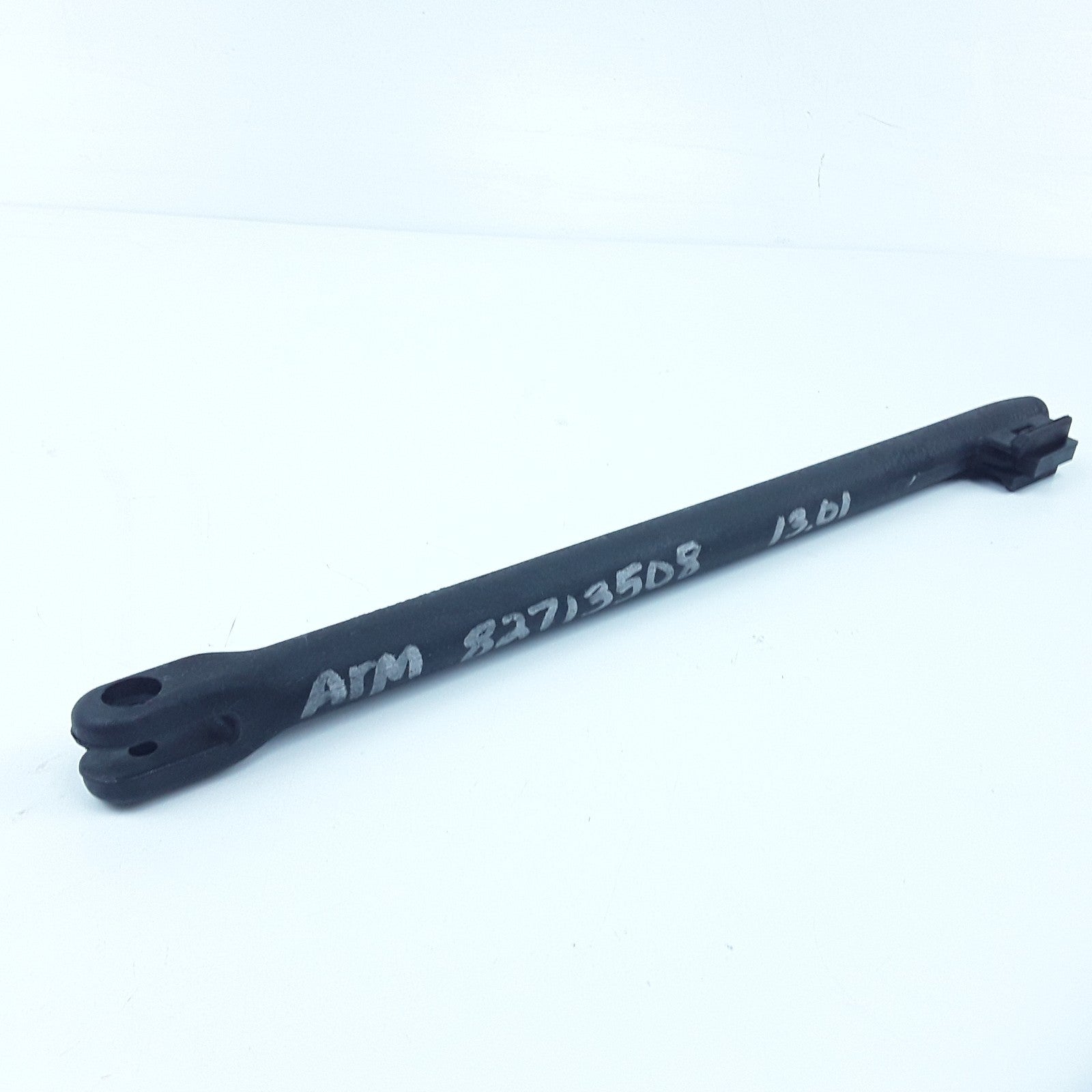 Volvo 82713508 Right Side Door Mirror Arm Assembly For Various Volvo,Mack Trucks