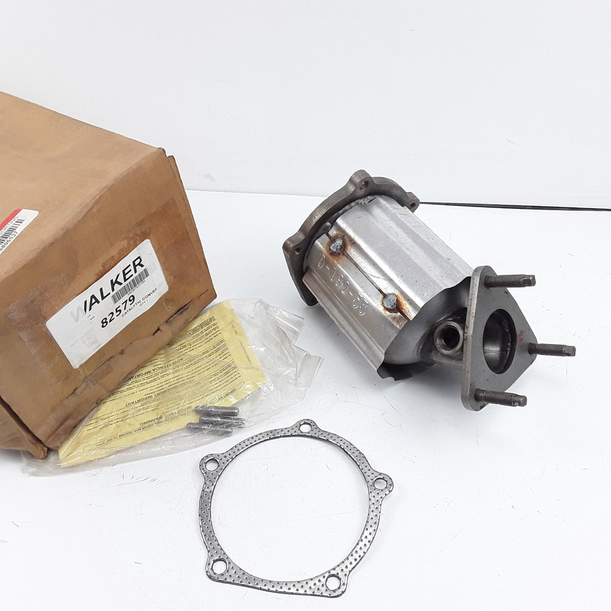 Catalytic Convertor Fits Hyundai Sonata Kia Optima 1999 2000 2001 2002 2003-2006