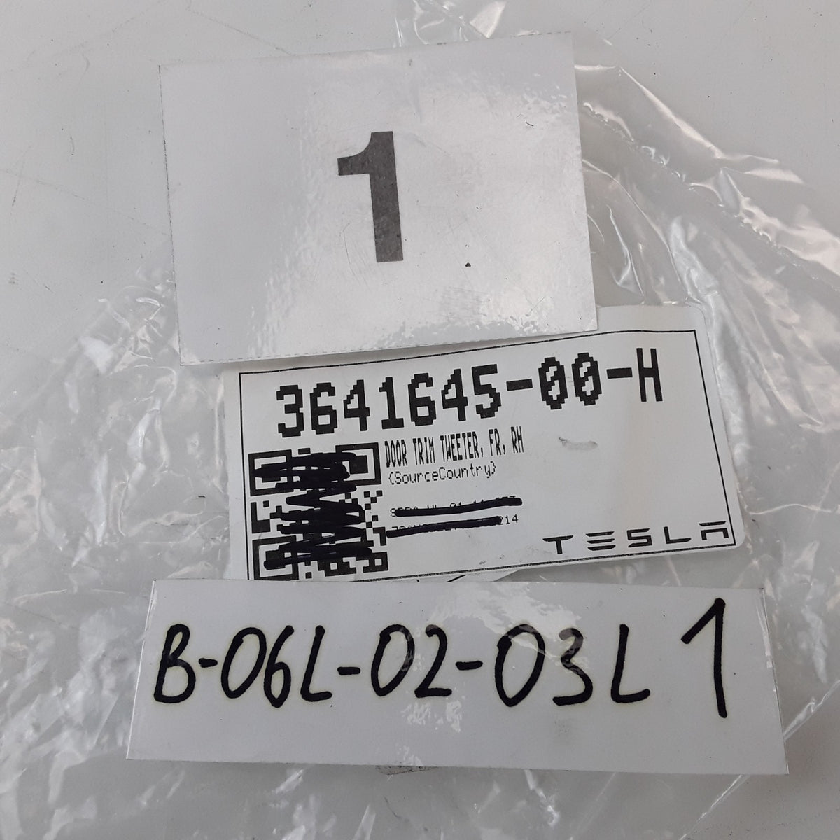For Tesla Model Y 2020-2025 Door Trim Tweeter Front Right New OEM 3641645-00-H
