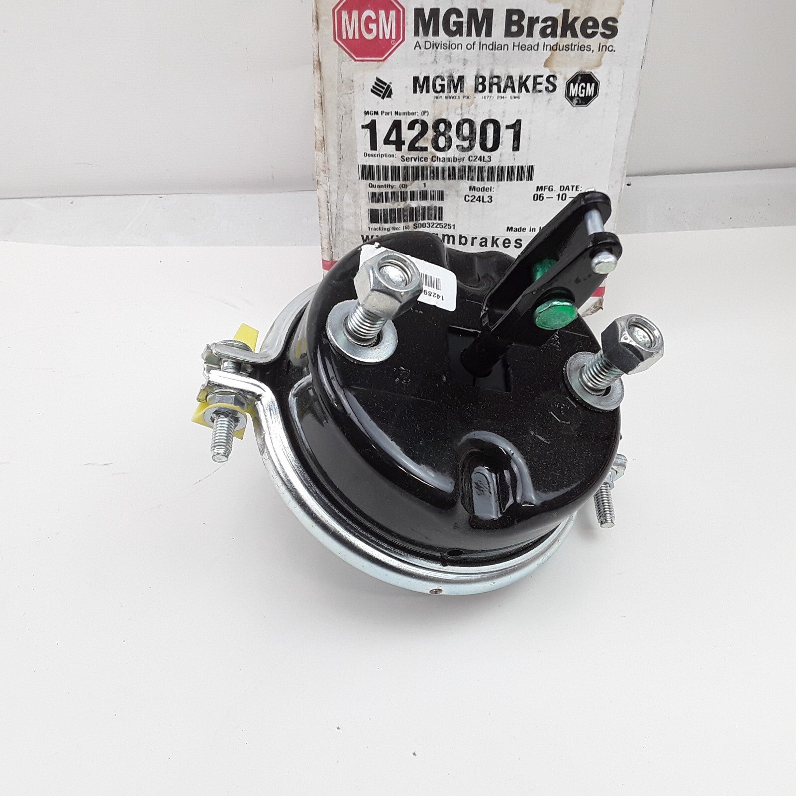 Air Brake Chamber 1428901 ,1428 Series 3" Stroke, Model C24L3, 2.25" Welded Yoke