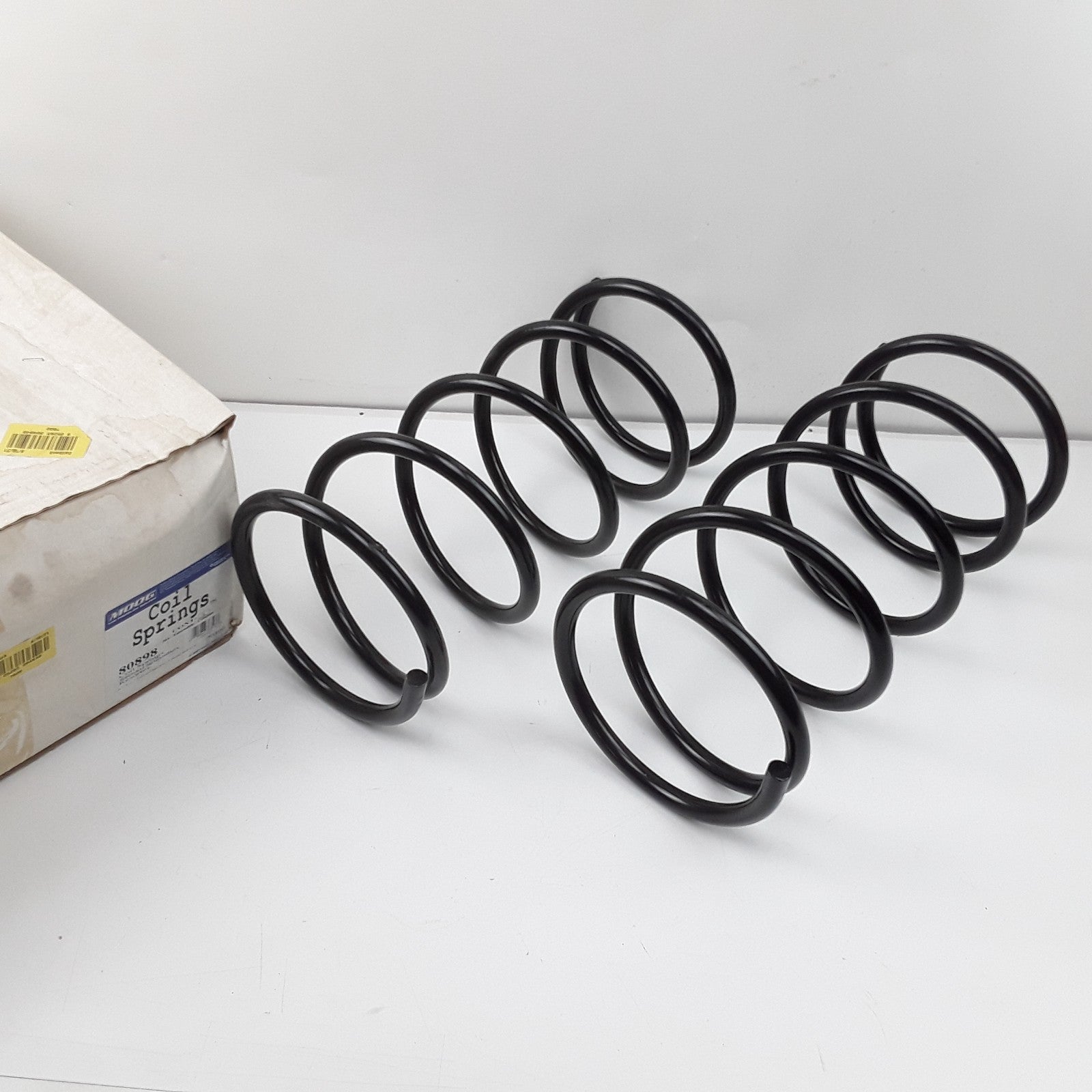 MOOG 80898 Front Coil Spring Set Assembly Black Fits Nissan Altima (2000-2001)