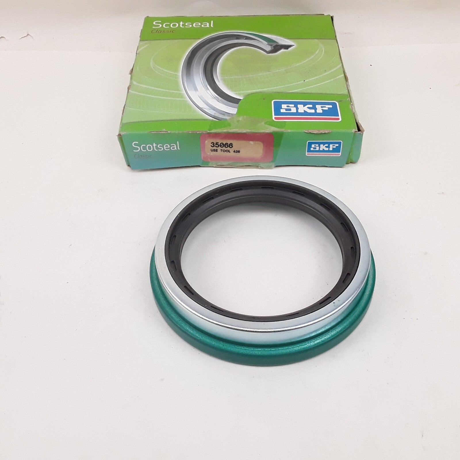 Scotseal Classic Wheel Seal Fits Ford F-800 1992-1999 Isuzu HVR 2005-2008