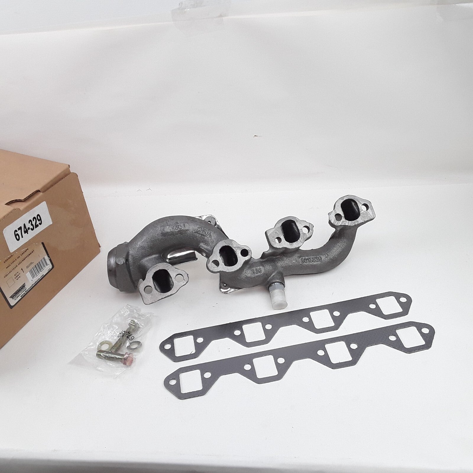 Dorman Right Exhaust Manifold Fits Mercury Mountaineer Ford Explorer (1998-2001)