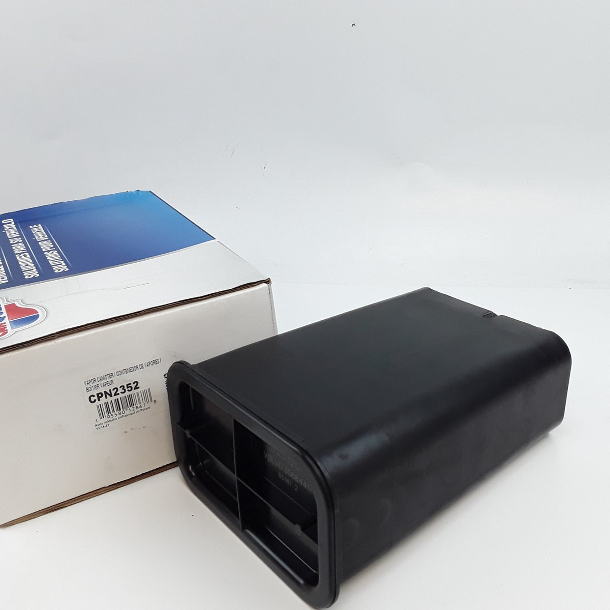 Carquest CPN2352 Fuel Vapor Canister Fits Volvo S40 (2001 2002 2003 2004)