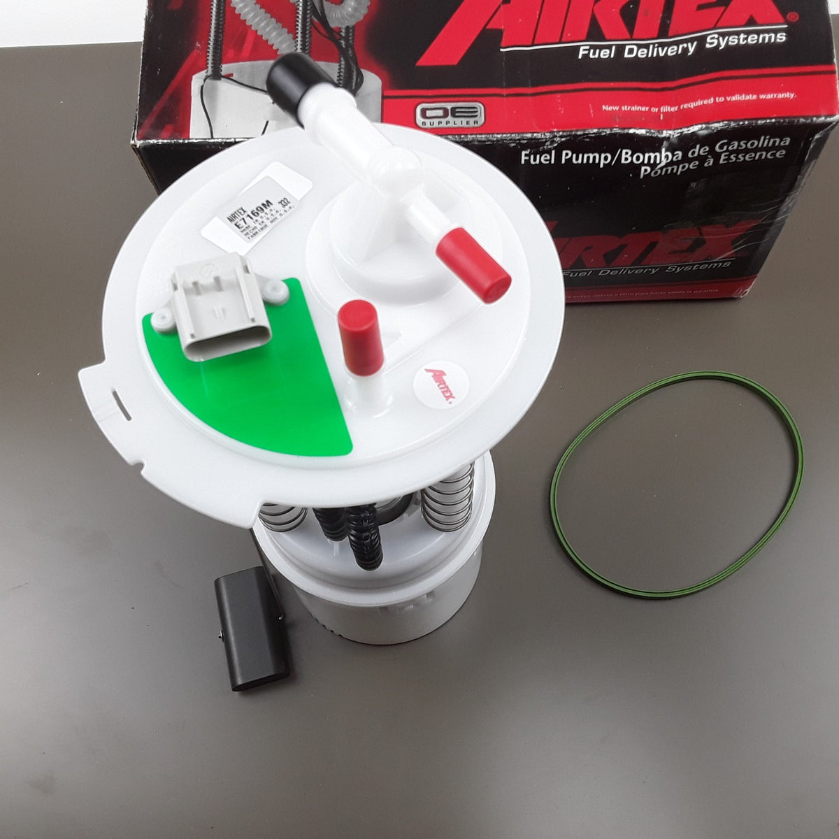 Fuel Pump Module Assembly For Dodge Stratus Chrysler Sebring 2003 2004 2005 2006