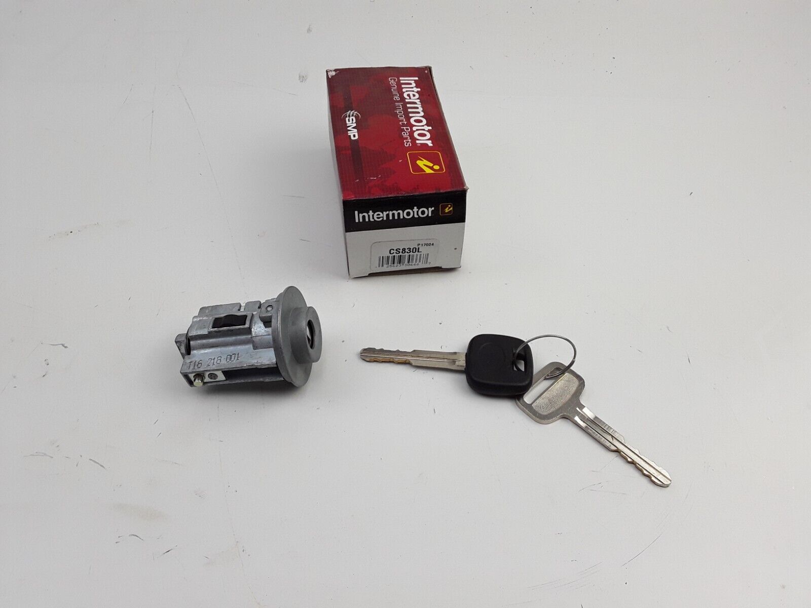 Ignition Lock Cylinder Fits Toyota Sienna 2003-2004, 2007 2008 2009 2010 - HotCarParts