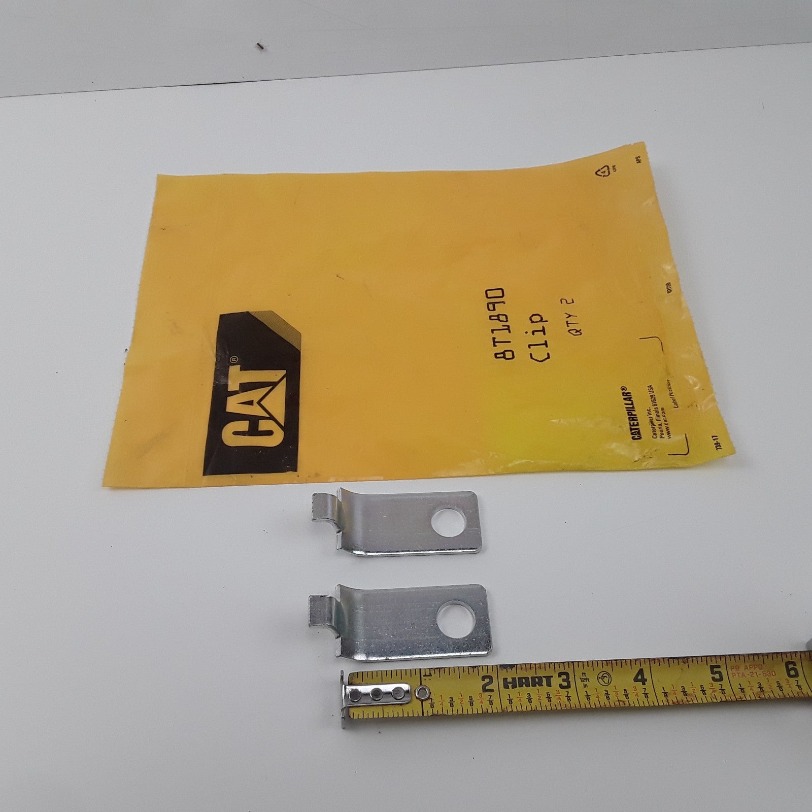 Caterpillar 8T1890 Multi-Purpose Clip Heavy Duty 2 Pieces