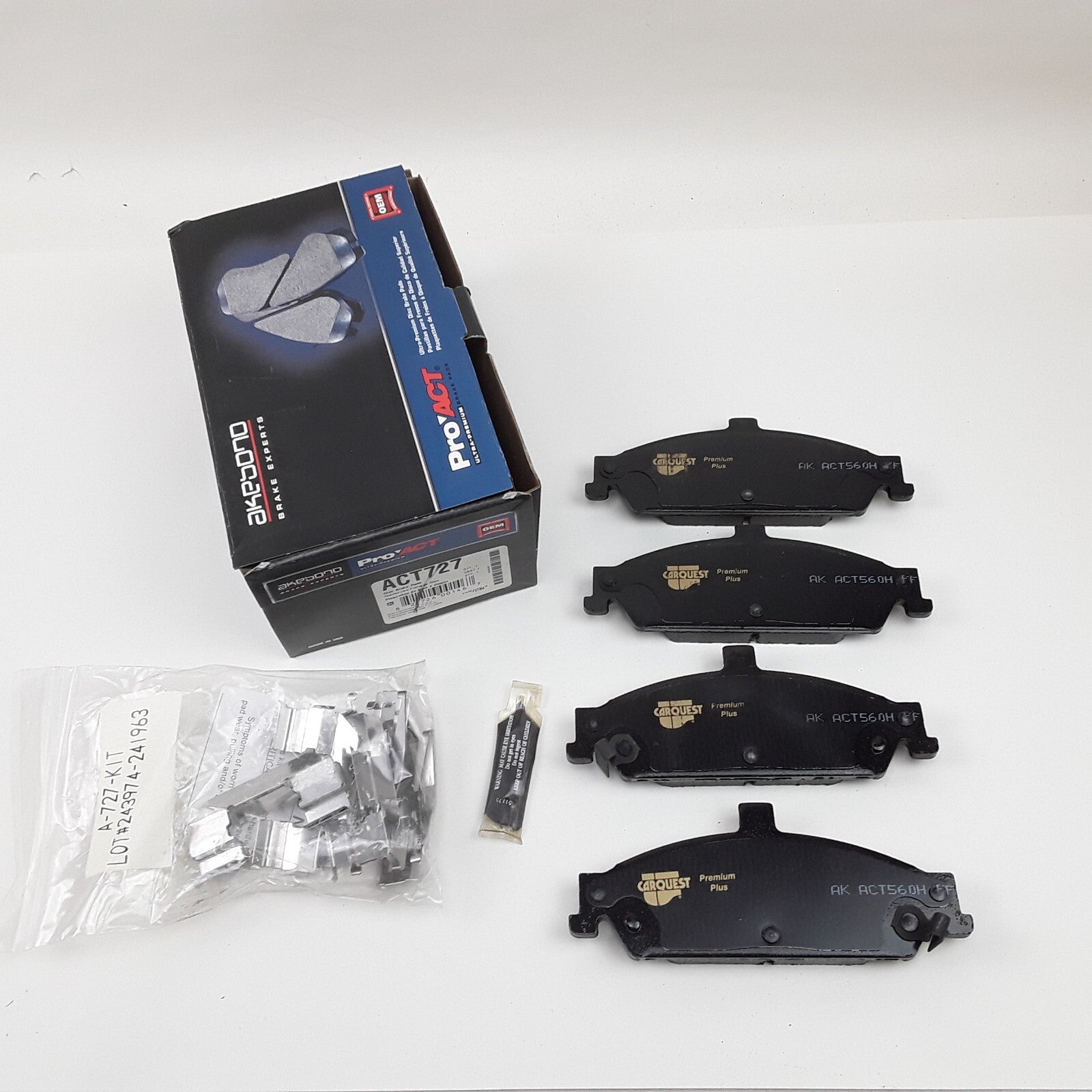 Akebono ACT727 Front Disc Brake Pad Fits Oldsmobile Chevrolet Pontiac 1997-2005