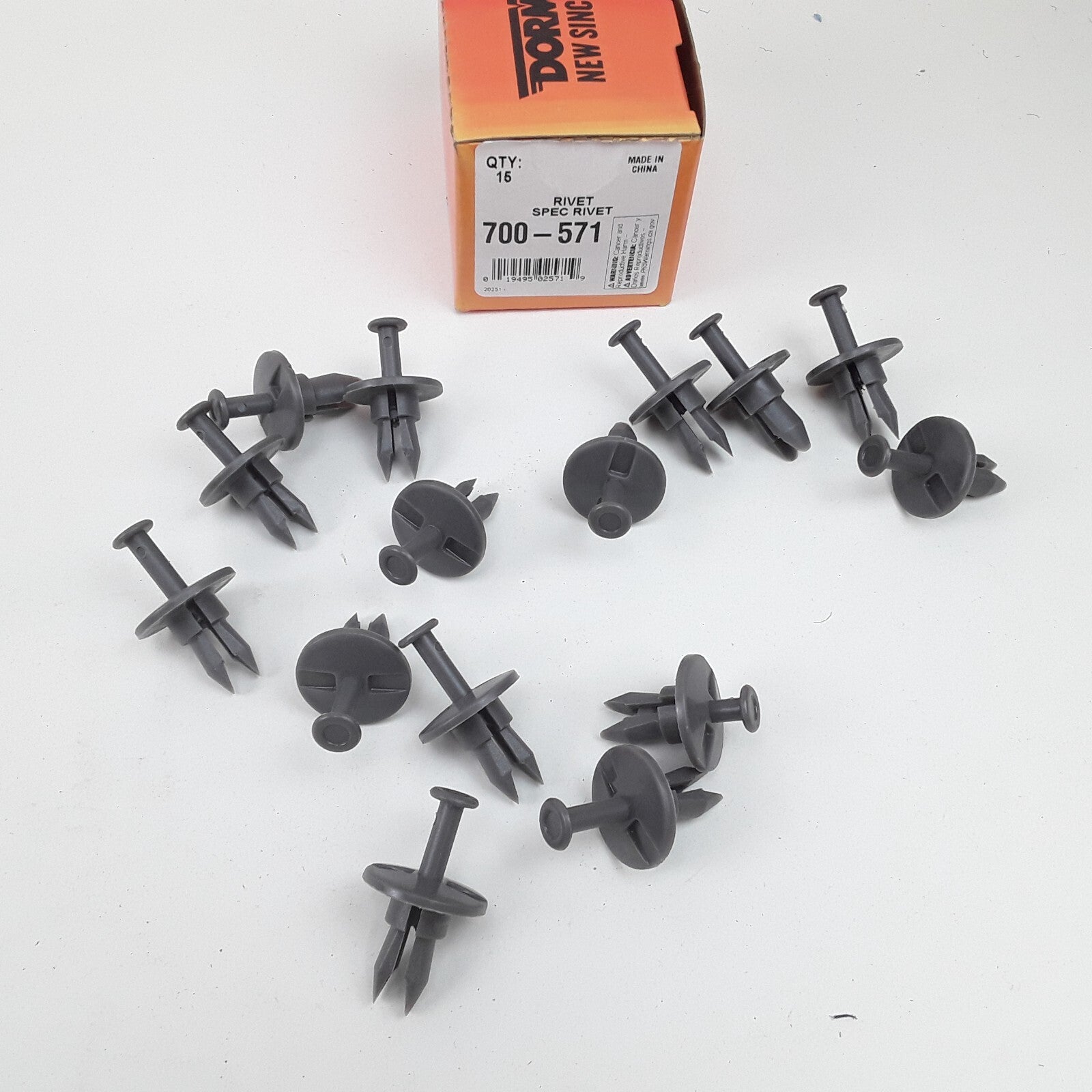 Car Truck Fastener Retainer Spec Rivet-Push In-Hole Diameter .4375 In Pack of 15