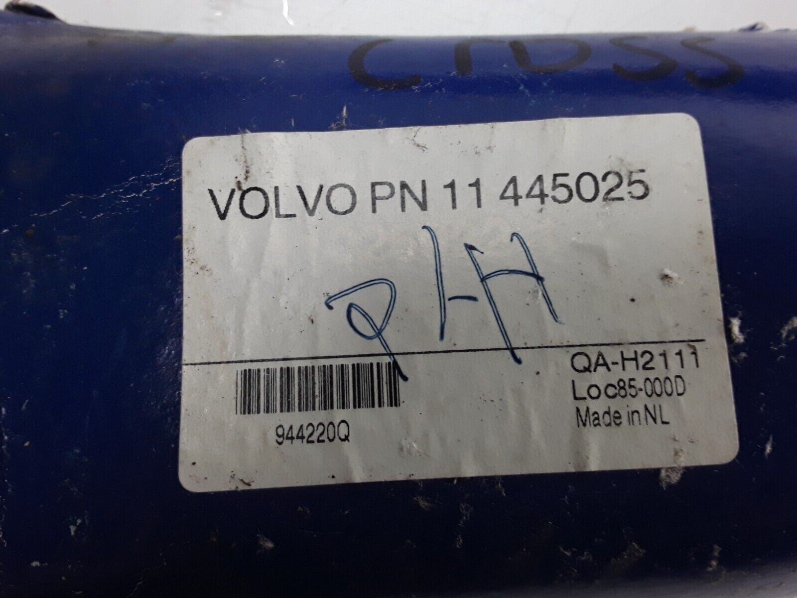 GENUINE OEM Volvo 11445025 Heavy Equipment Oil Filter Fast Free Shipping - HotCarParts