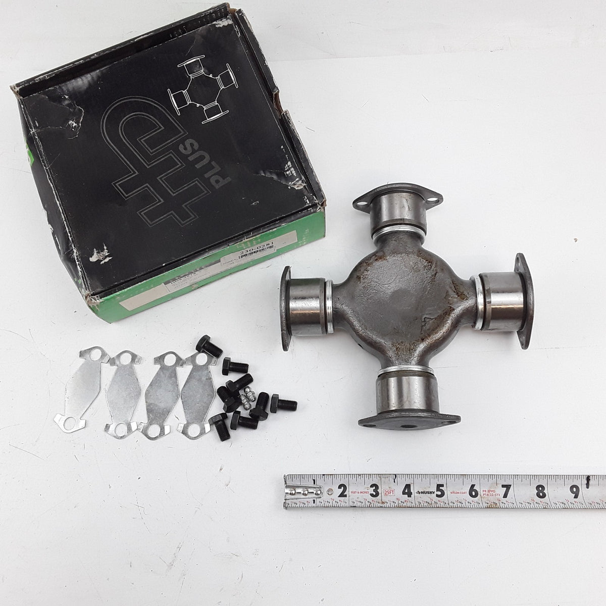 HD Plus 230-0281 Universal Joint Fits Heavy-Duty Commercial Truck 1810 Series