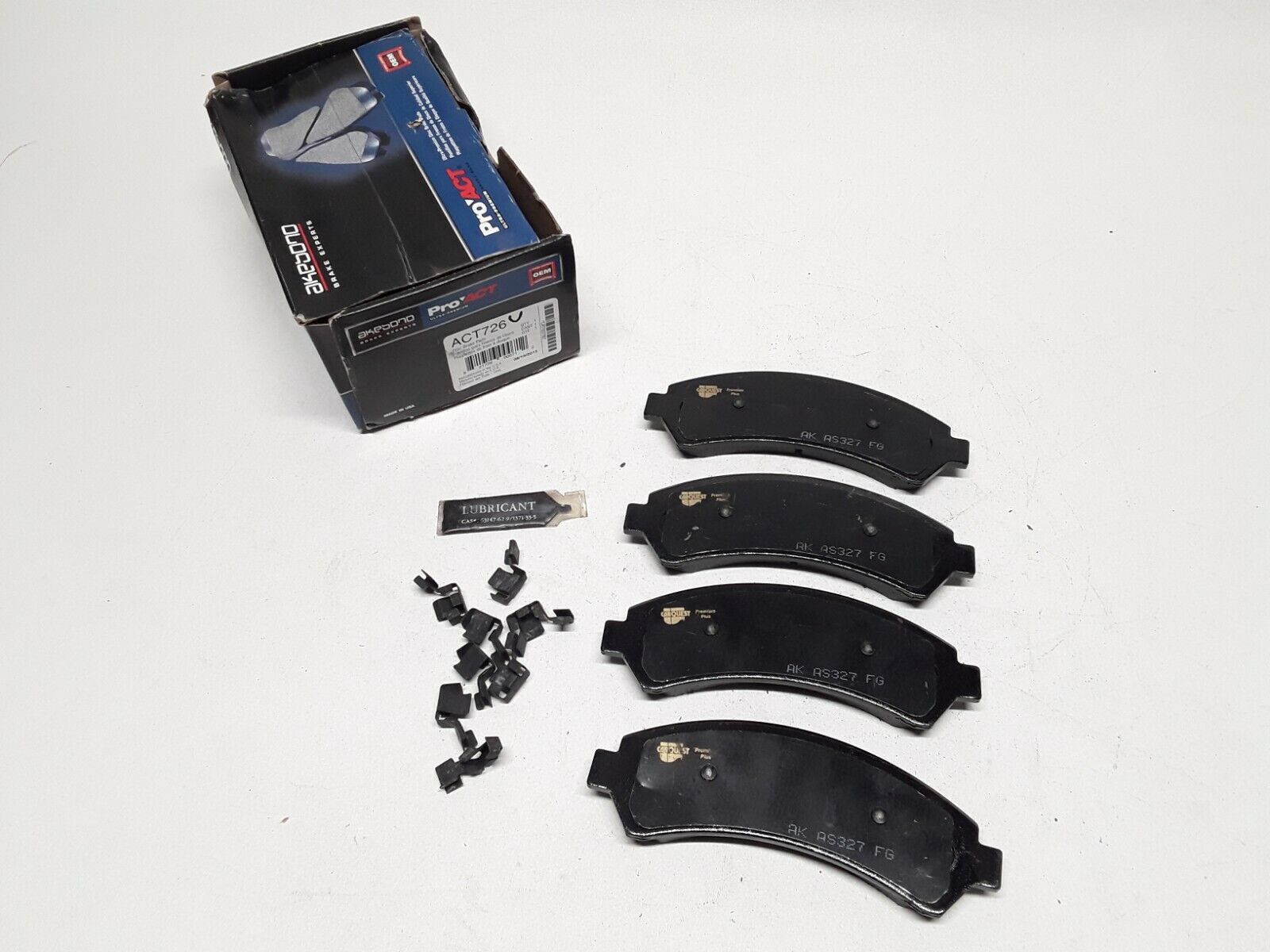 Disc Brake Pads Rear or Front Akebono ACT726 for Blazer,S10,Jimmy,Sonoma,Hombre - HotCarParts