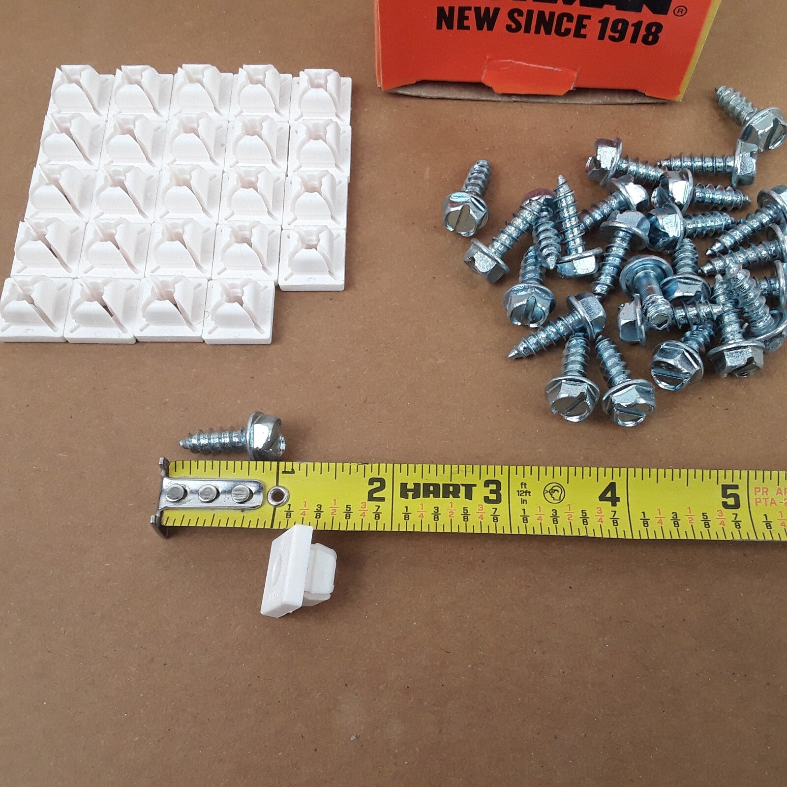 Direct replacement Car Truck License Plate Fasteners- No. 14 x 3/4 In Pack of 25