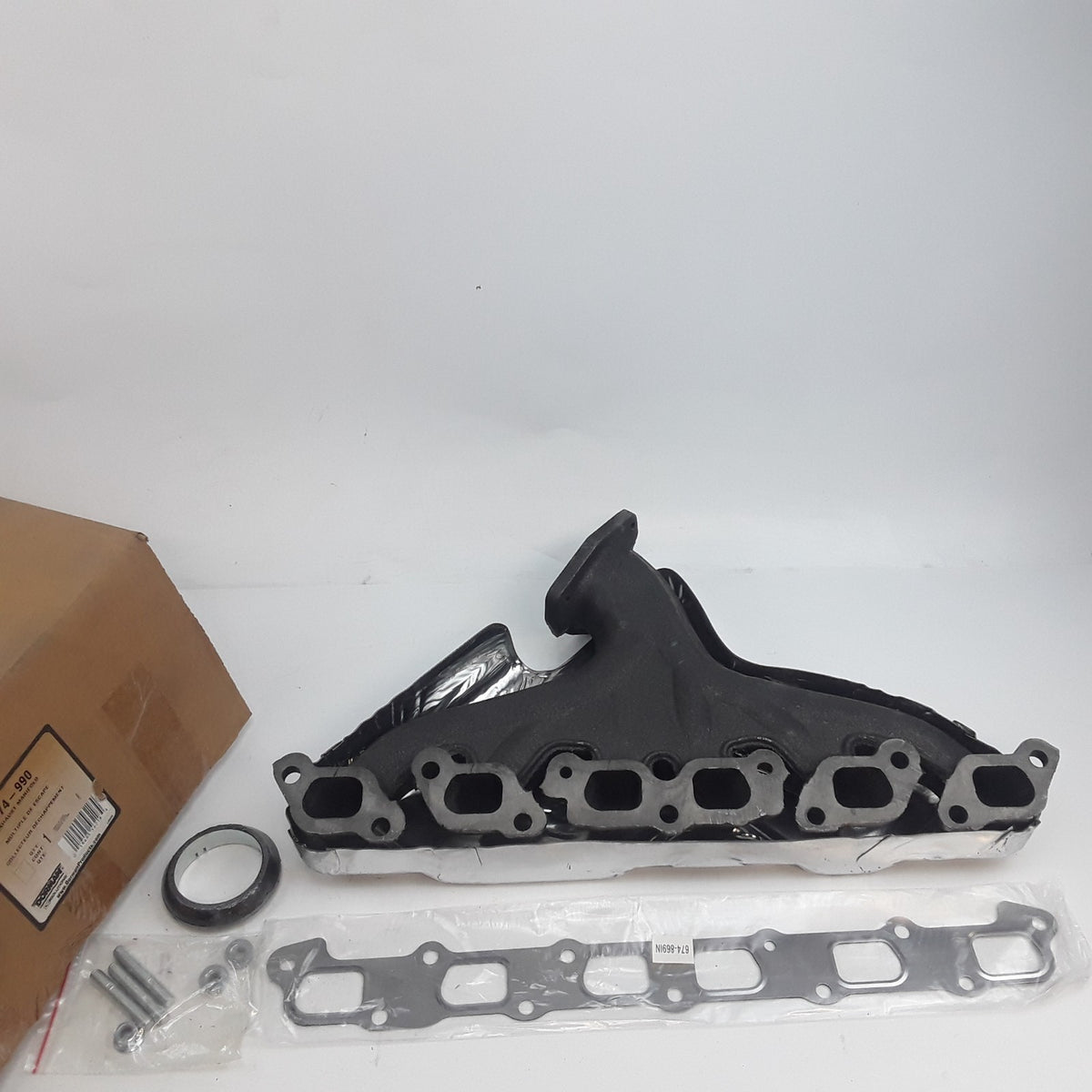 Dorman 674-990 Exhaust Manifold Fits GMC Buick Isuzu Saab Chevrolet (2006-2007)
