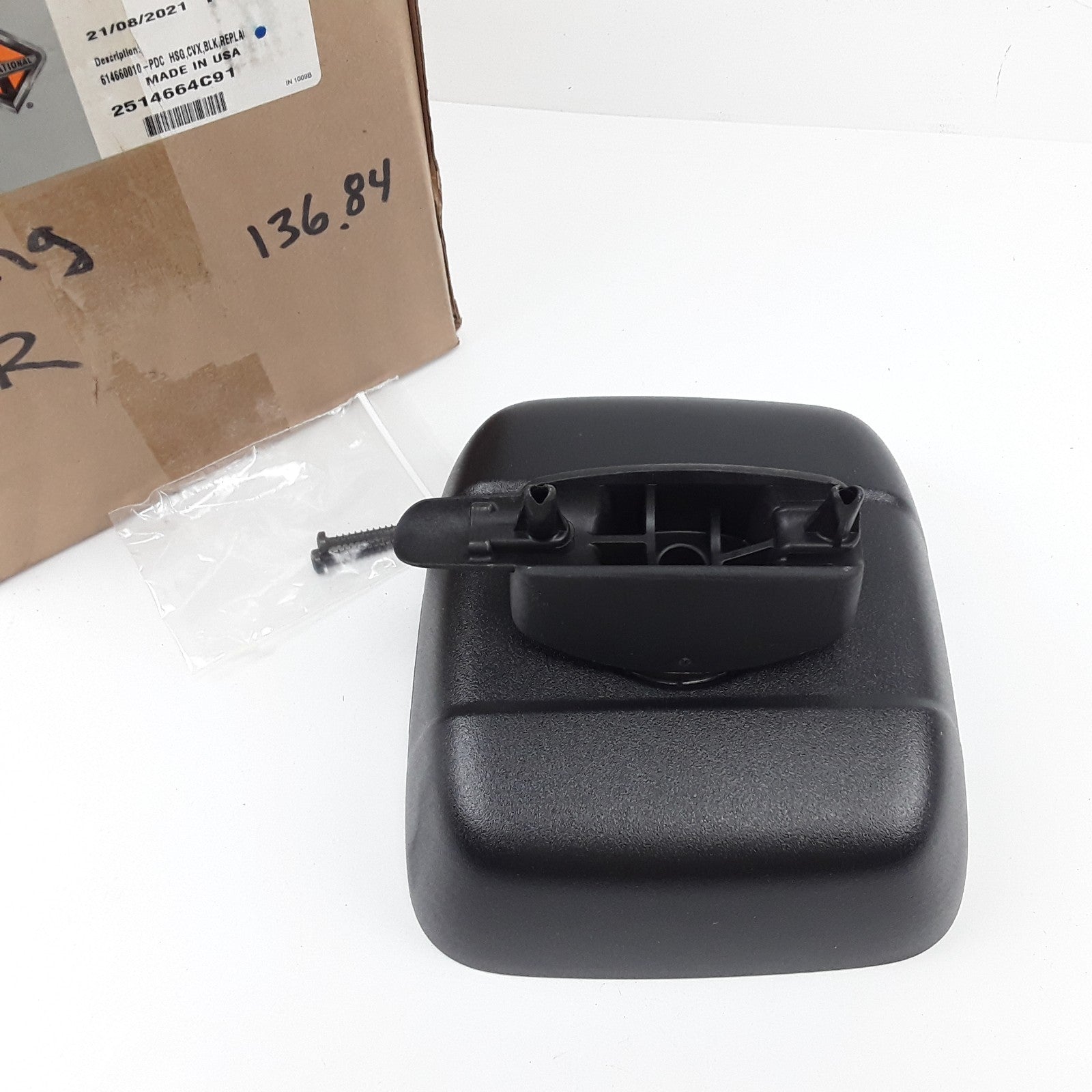 International 2514664C91 Left Right Housing Convex Black For Navistar Trucks
