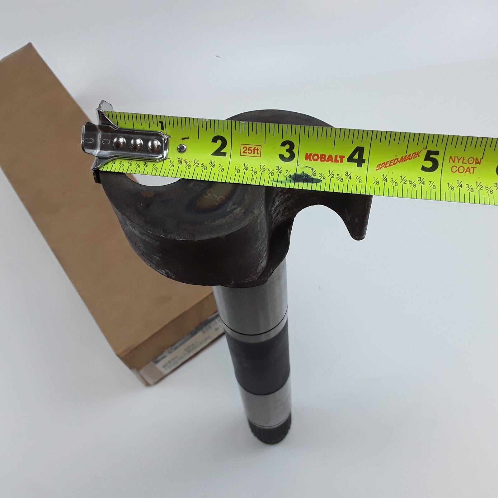 World American WA05-5031 Left Air Brake Camshaft 11-1/16" Length For Trailer