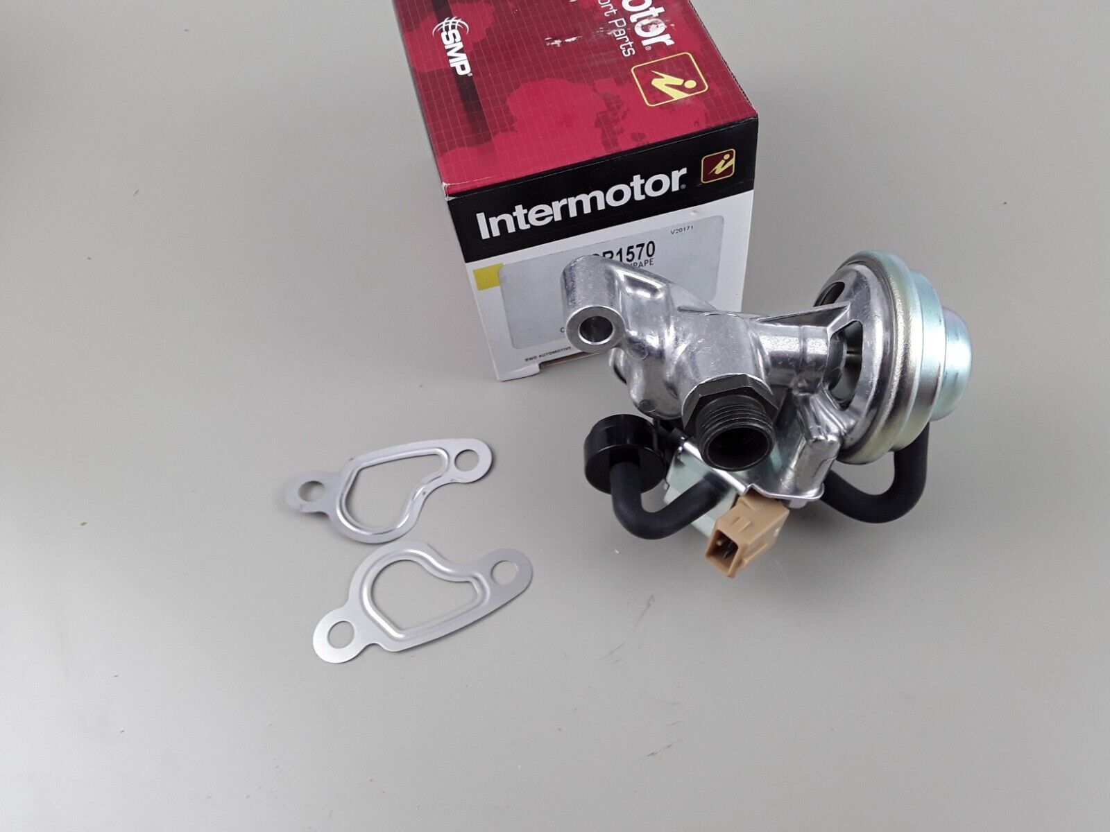 Exhaust Gas Recirculation (EGR) Valve Fits Mercedes-Benz, Chrysler Crossfire - HotCarParts