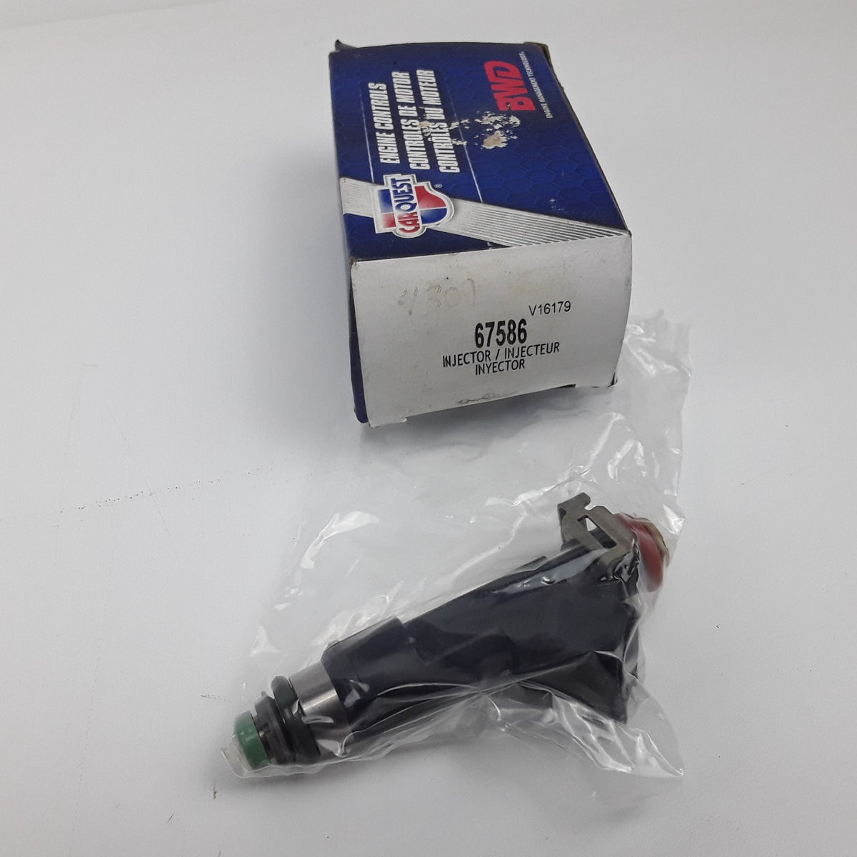 BWD 67586 Fuel Injector Fits Saturn Pontiac Chevrolet 2008 2009 2010 2011 2012