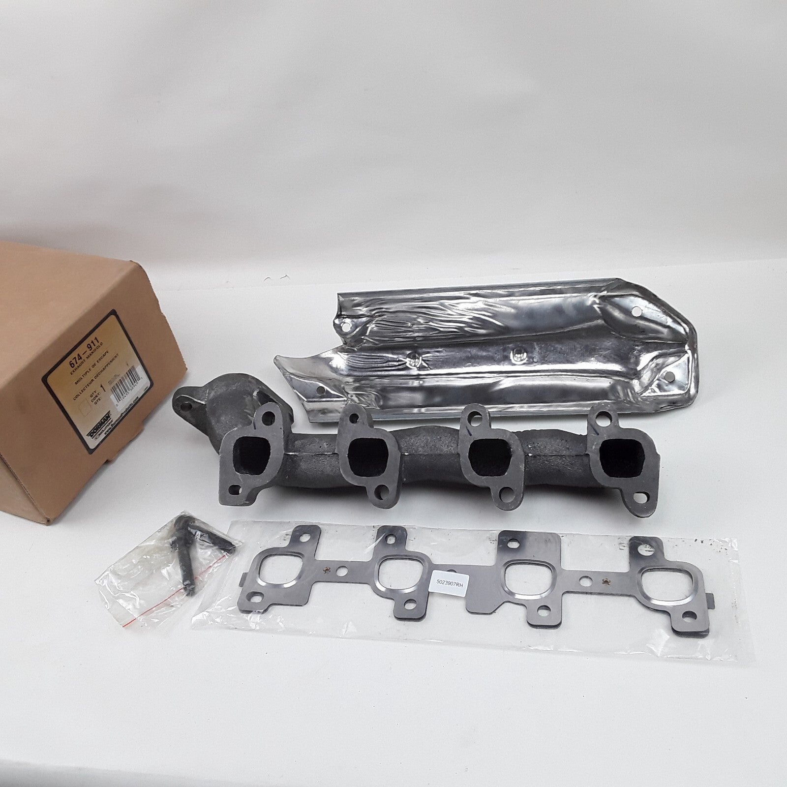 Dorman 674-911 Right Exhaust Manifold Fits Jeep Commander Grand Cherokee 2005-07