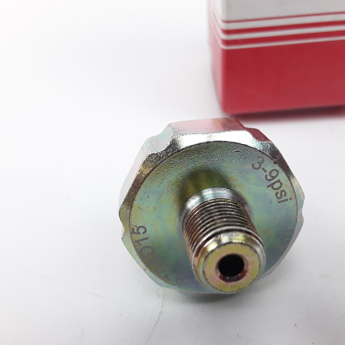 Engine Oil Pressure Switch Fits Dodge Mitsubishi Hyundai Kia Plymouth 1987-2019