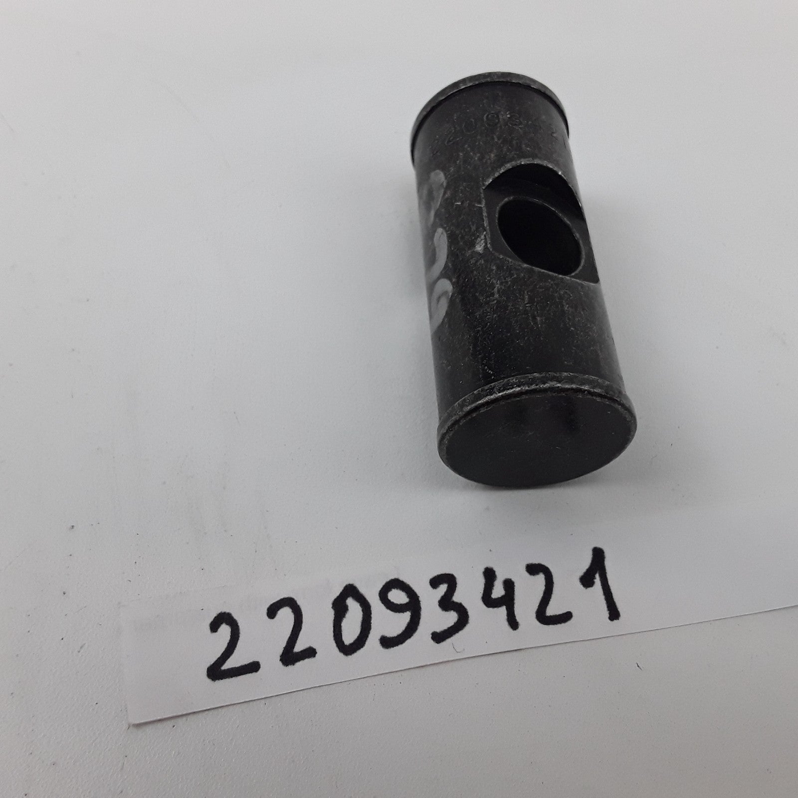 Genuine Volvo 22093421 Exhaust Mounting Strap Stub For Volvo Mack Trucks