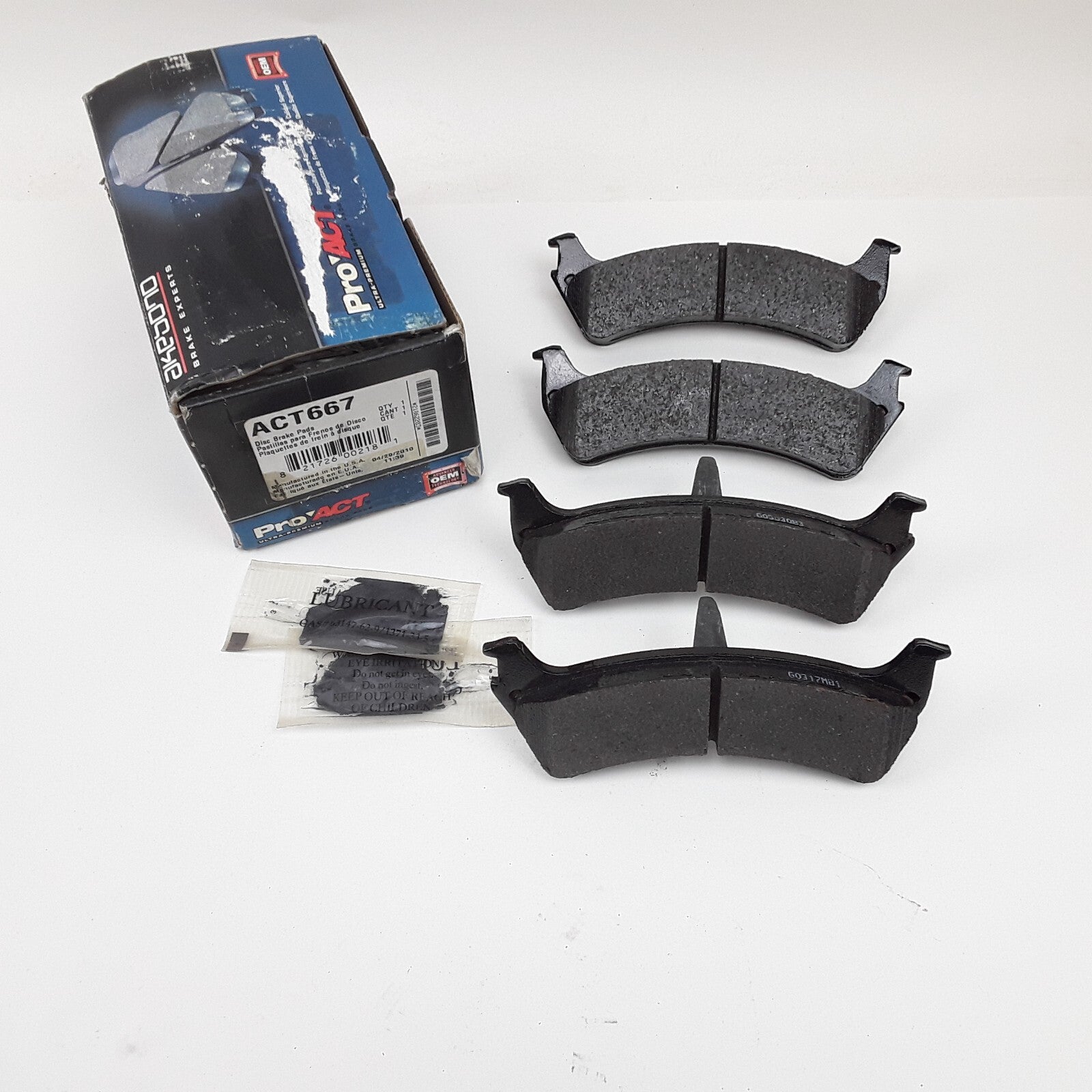 Rear Brake Pad Fit Ford Explorer Ranger 1995-2001 Mercury Mountaineer 1997-2001