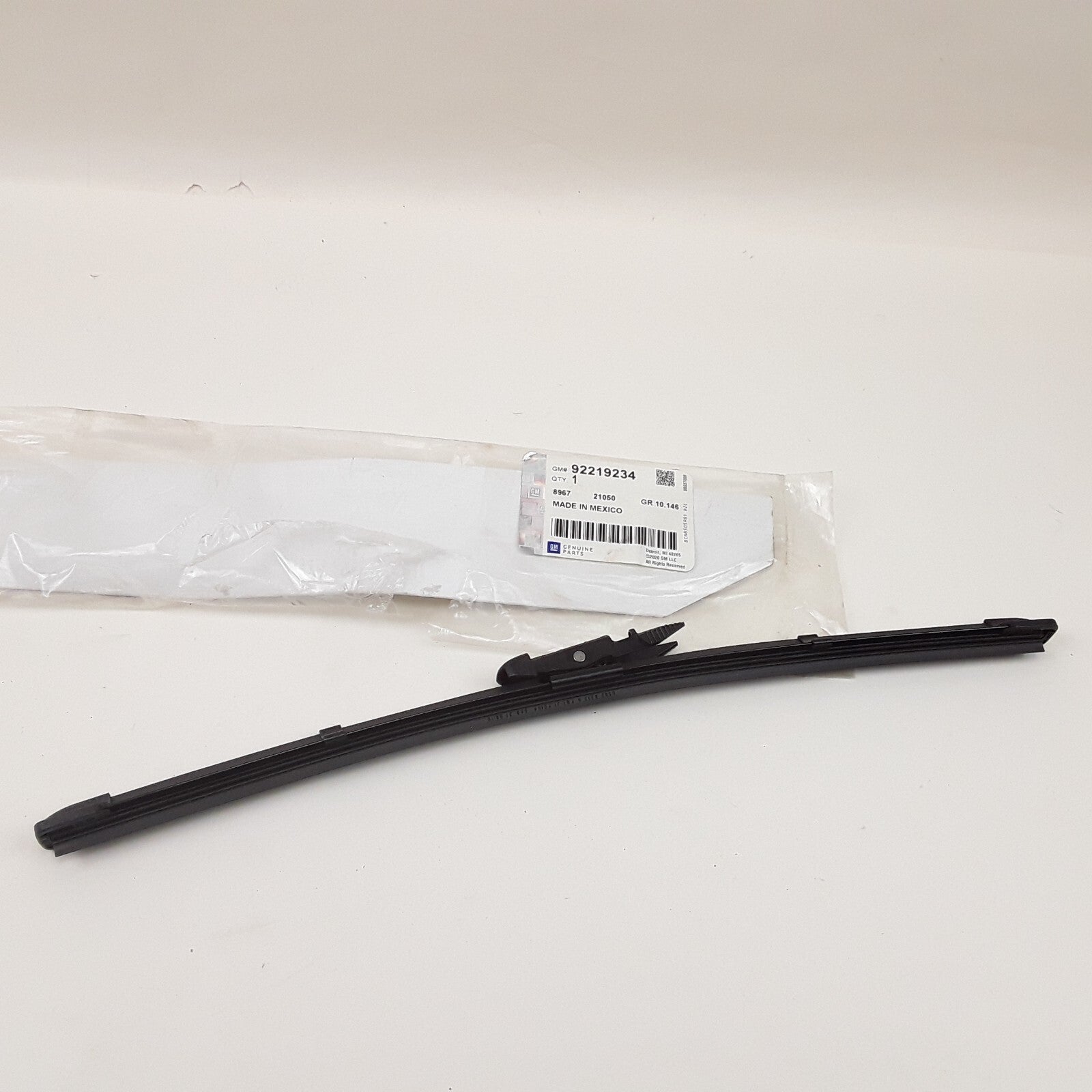 Acdelco 92219234 Windshield Wiper Blade for Chevrolet Caprice Pontiac G8 2008-17