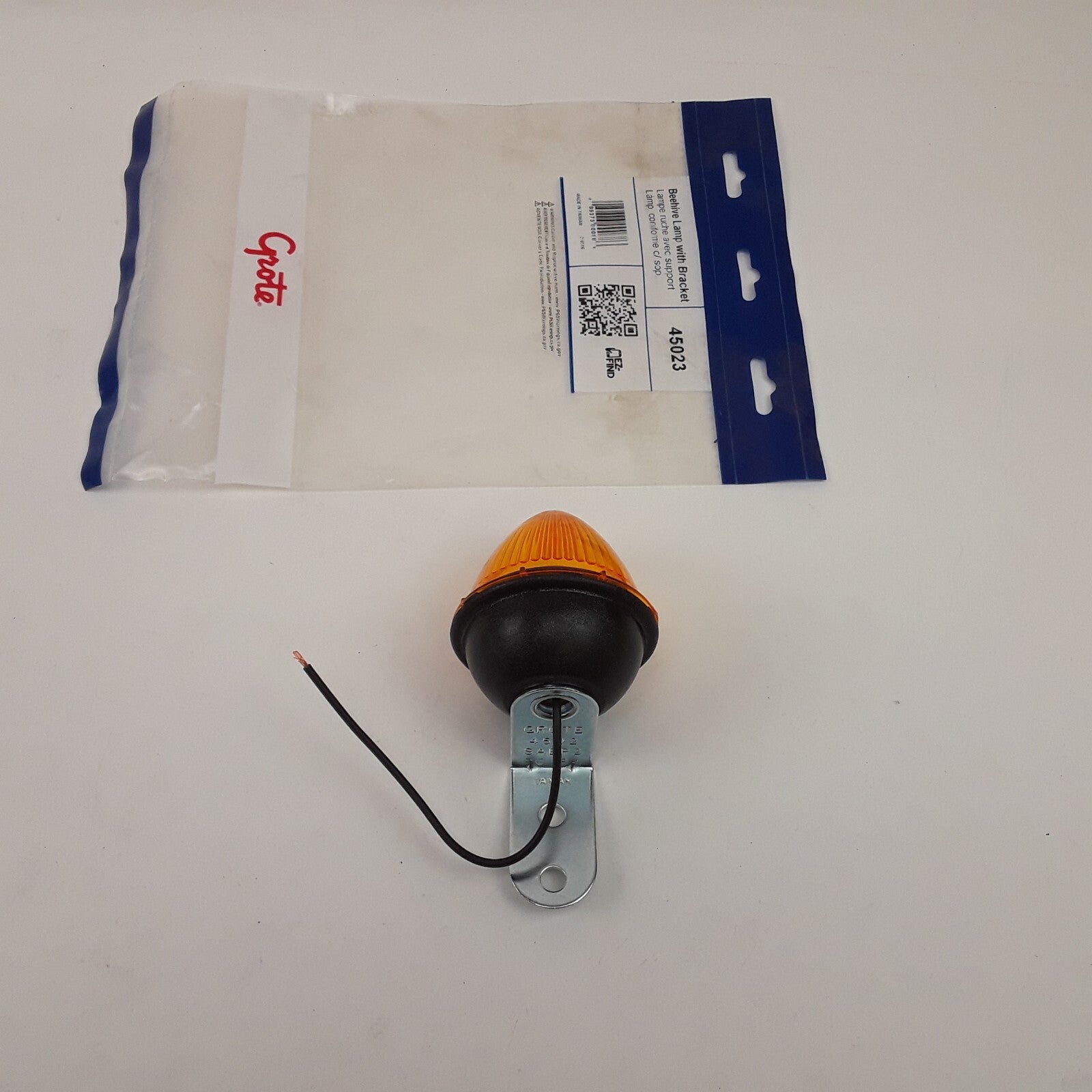 Side Marker Light Clearance Beehive 0.6 AMP W/ Fixed-Angle Mounting Bracket