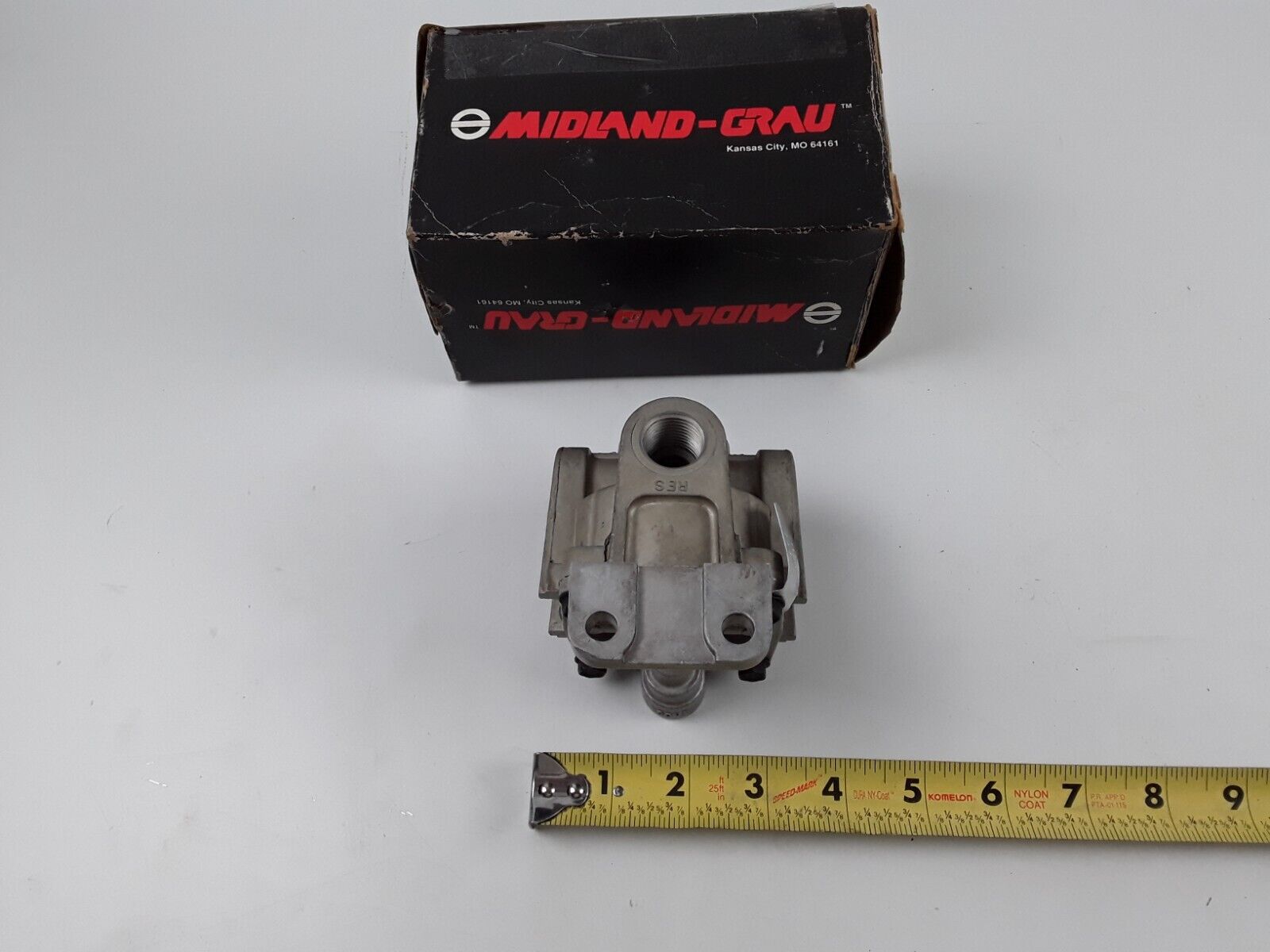 GENUINE Midland KN28520 RG-2 Brake Relay Valve Trailer N30108BF 34058 N30108BF - HotCarParts