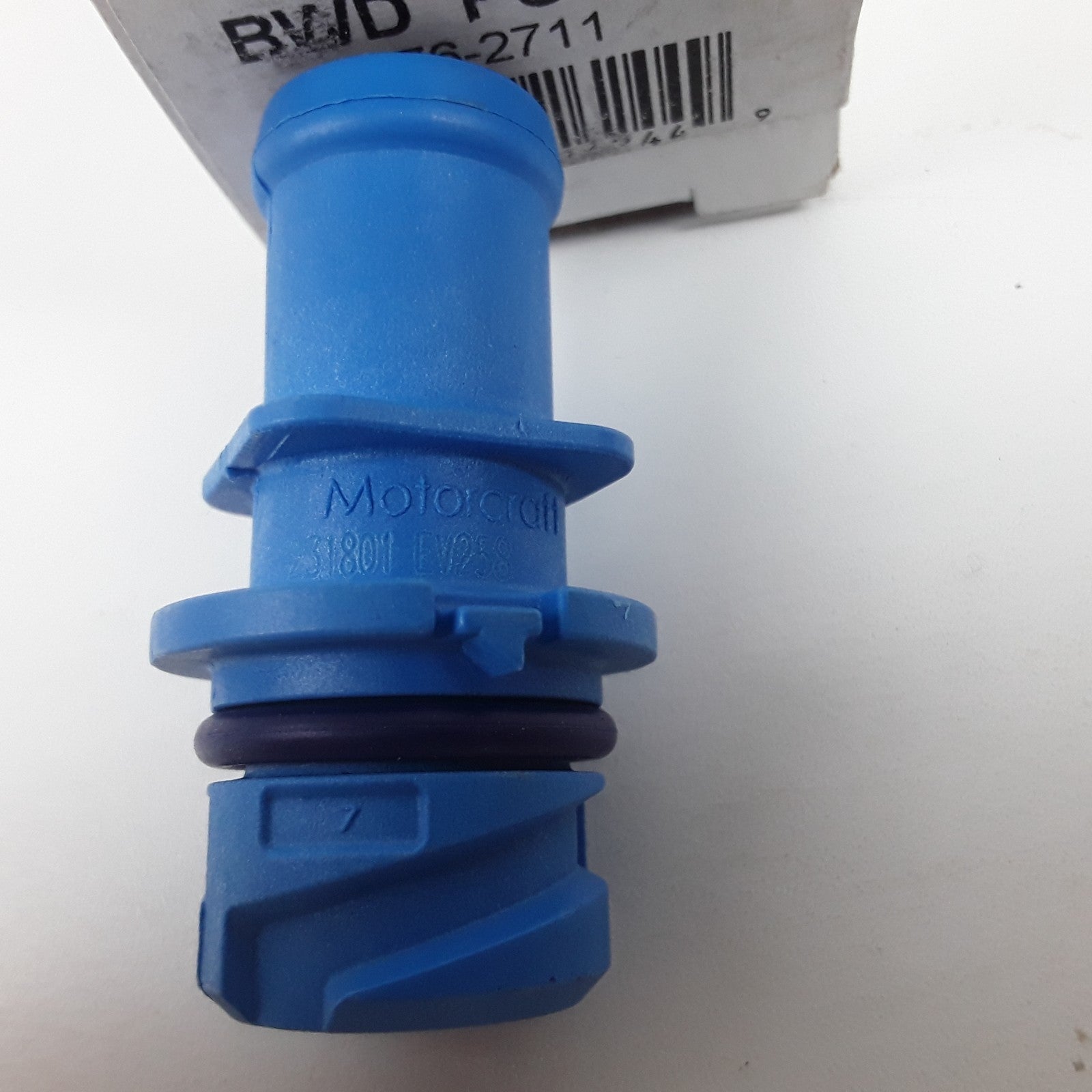 PCV Valve Fits Ford E-150 F-250 Lincoln Town Car Mercury Mountaineer (2002-2005)