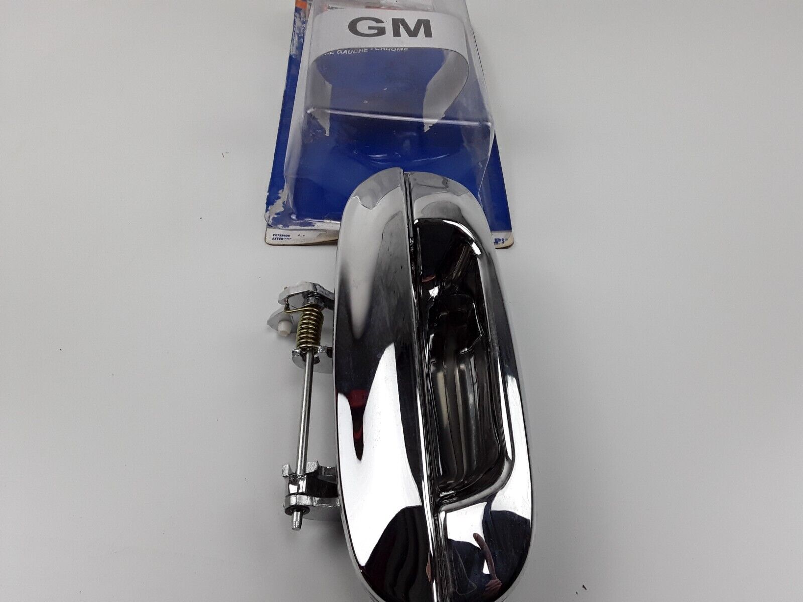 Exterior Door Handle Rear Left Fits GMC Envoy XL,Chevrolet Trailblazer 2002-2006 - HotCarParts