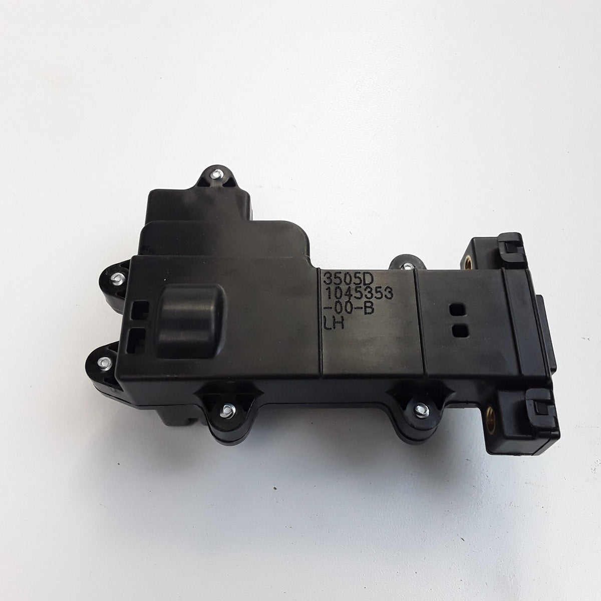1045353-00-B Left Hand Front Door Pop Actuator For Tesla Model X 2015-2025 OEM