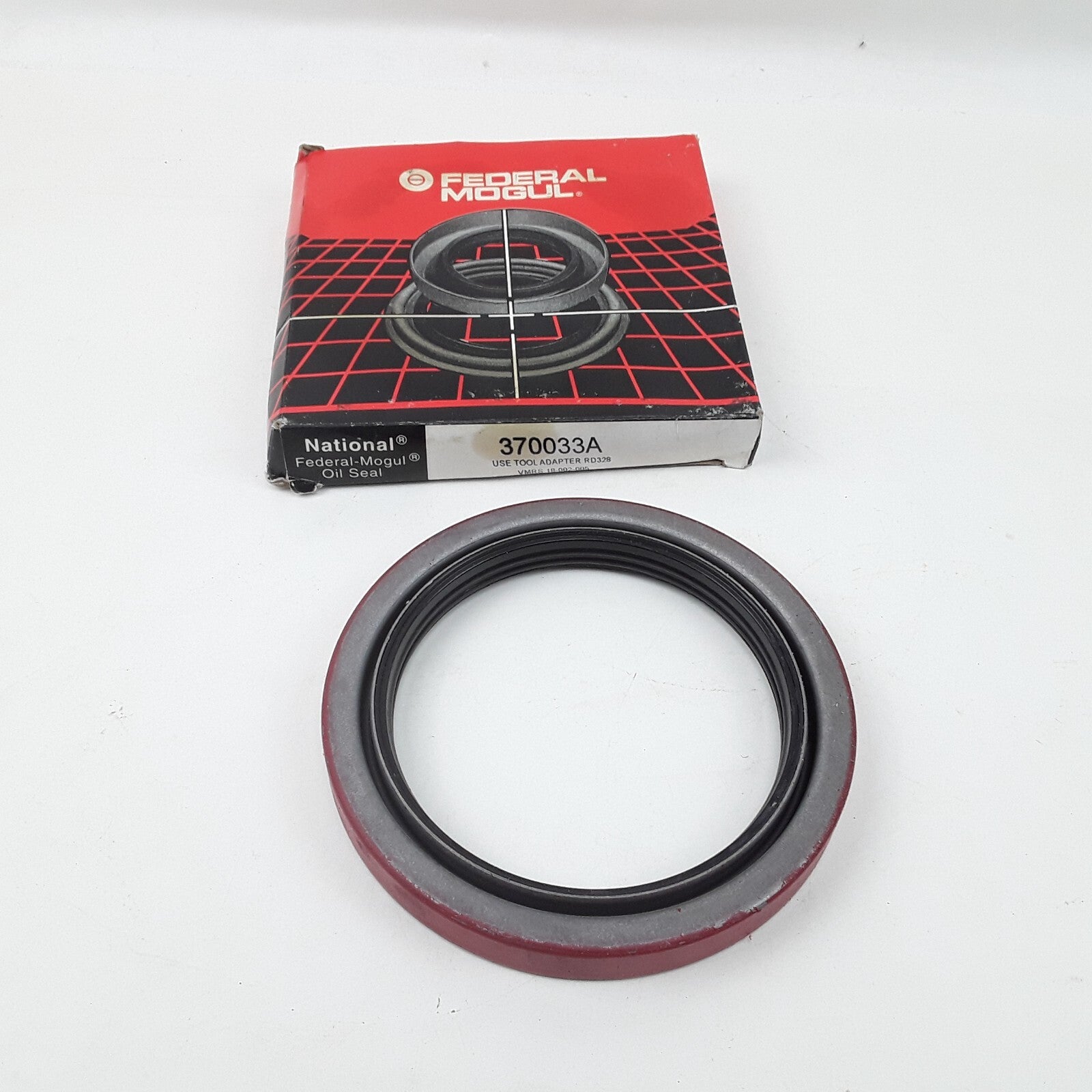 National 370033A Federal-Mogul Wheel Oil Seal For Heavy Duty Car Trucks