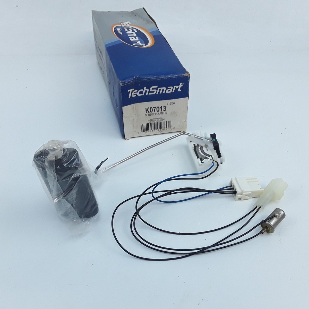 TechSmart K07013 Fuel Level Sensor Fits Nissan Murano (2003 2004 2005 2006-2009)