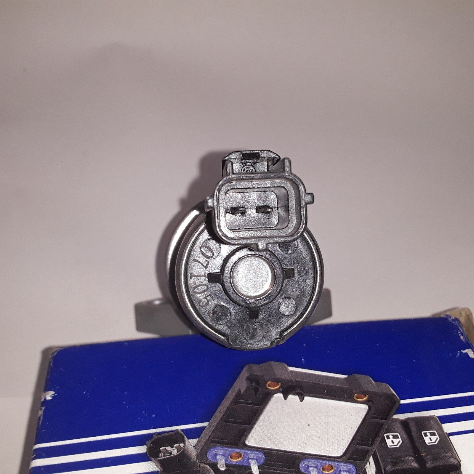 Fuel Injection Idle Air Control Valve Fits Ford Ranger 2003-08 Mazda B3000 01-08