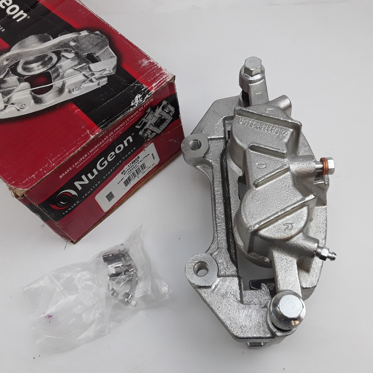 Front Right Disc Brake Caliper Fits Lincoln MKT MKS Ford Taurus Flex (2013-2019)