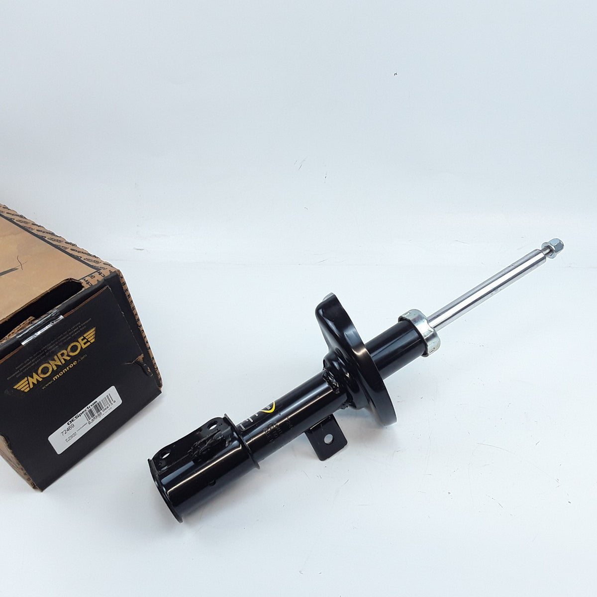 Monroe 72469 Front Right Suspension Strut Fits Suzuki Aerio 2004 2005 2006 2007