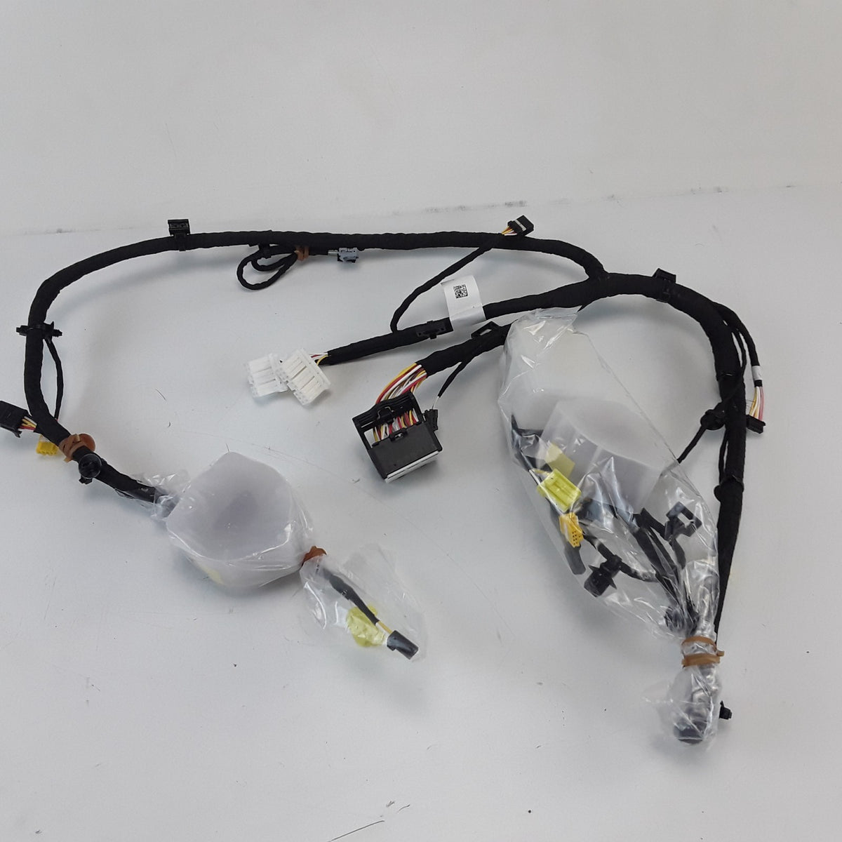 RWD Penthouse Wiring Harness For Tesla Model 3 1732579-01-A