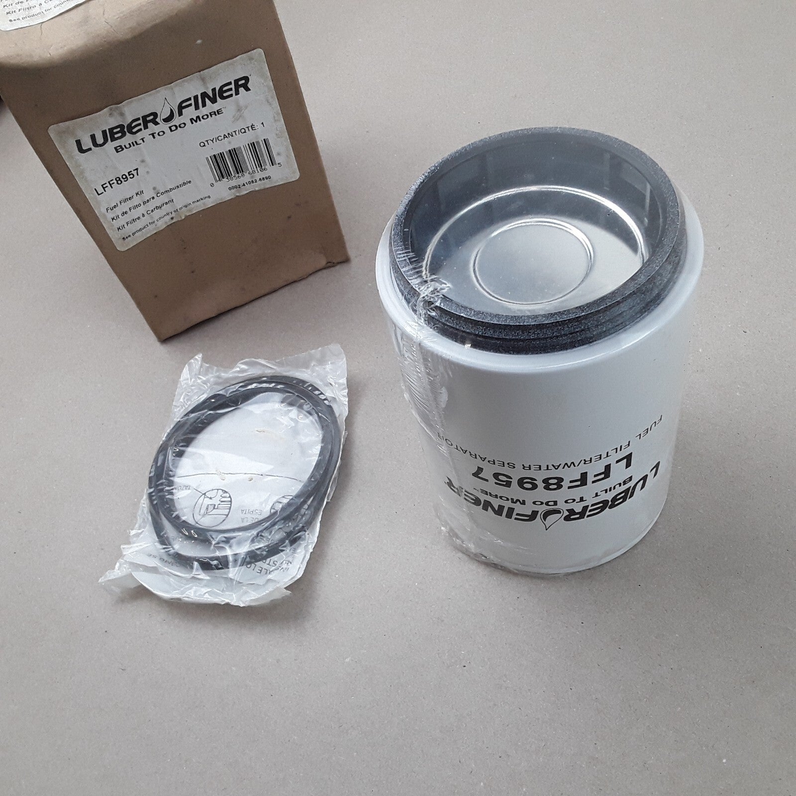 Luber-Finer LFF8957 Oil Filter For Western Star Freightliner Blue Bird 1999-2018