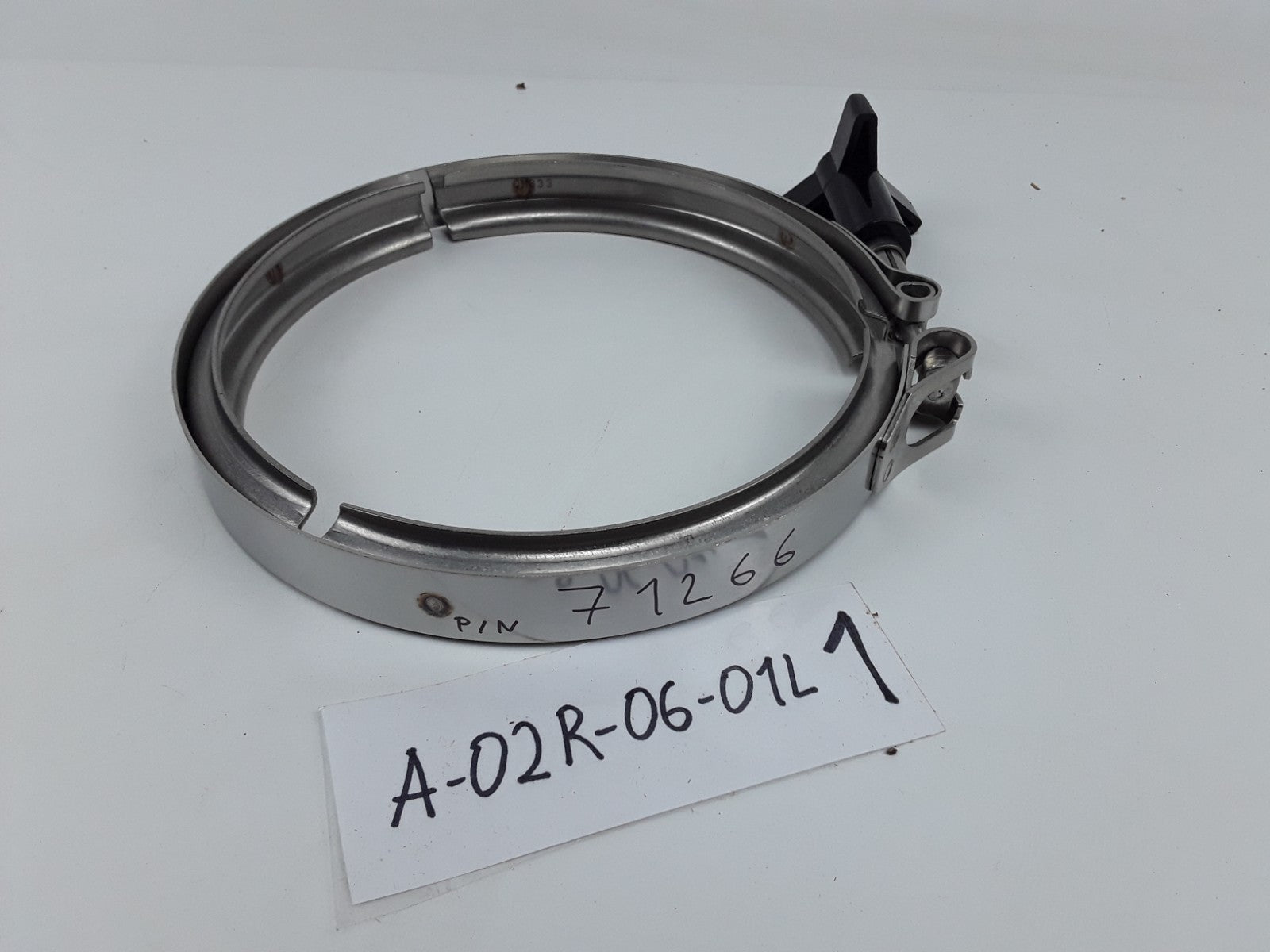 71266 Filter Clamp Assembly For Freightliner, Mack Trucks