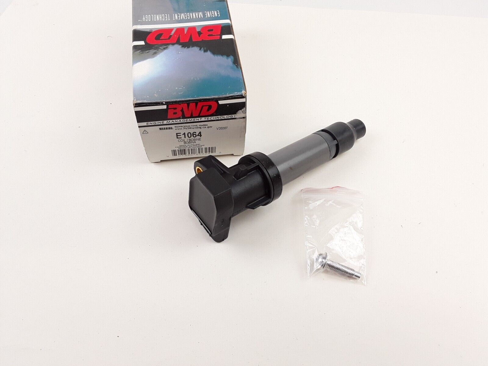 Ignition Coil on Plug for Cadillac XLR SRX DeVille Buick Lucerne 2004 2005 2006