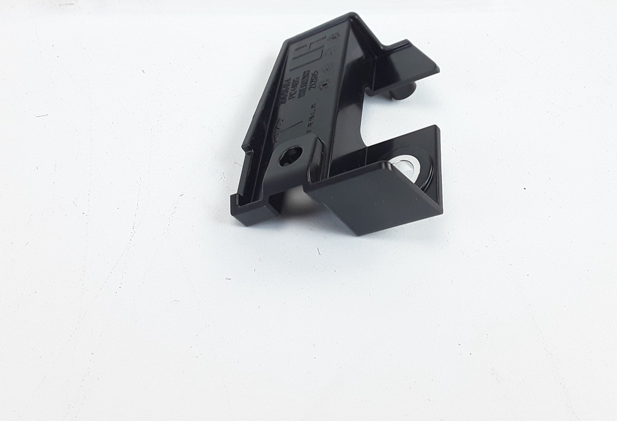 For Tesla Cybertruck LH Bed Side Applique Corner Bracket 2076406-00-A