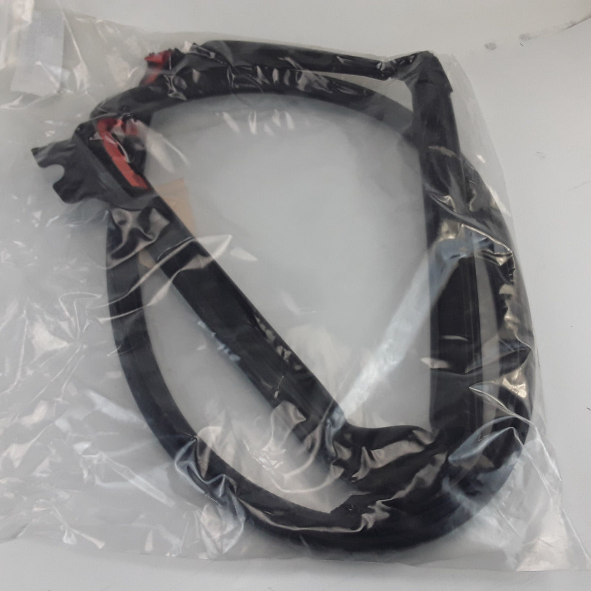 6009585-00-I Left Hand Rear Primary Body Seal For Tesla Model S 2012-2021 OEM