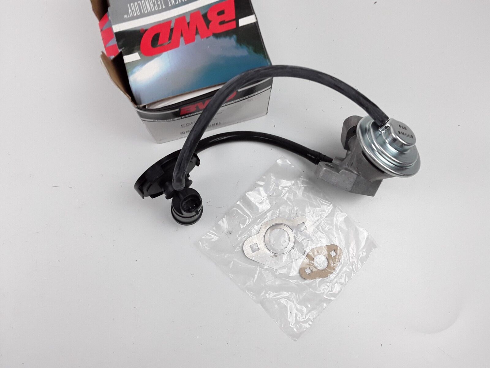 Exhaust Gas Recirculation EGR Valve for Chrysler PT Cruiser 2001 2002 2.4L