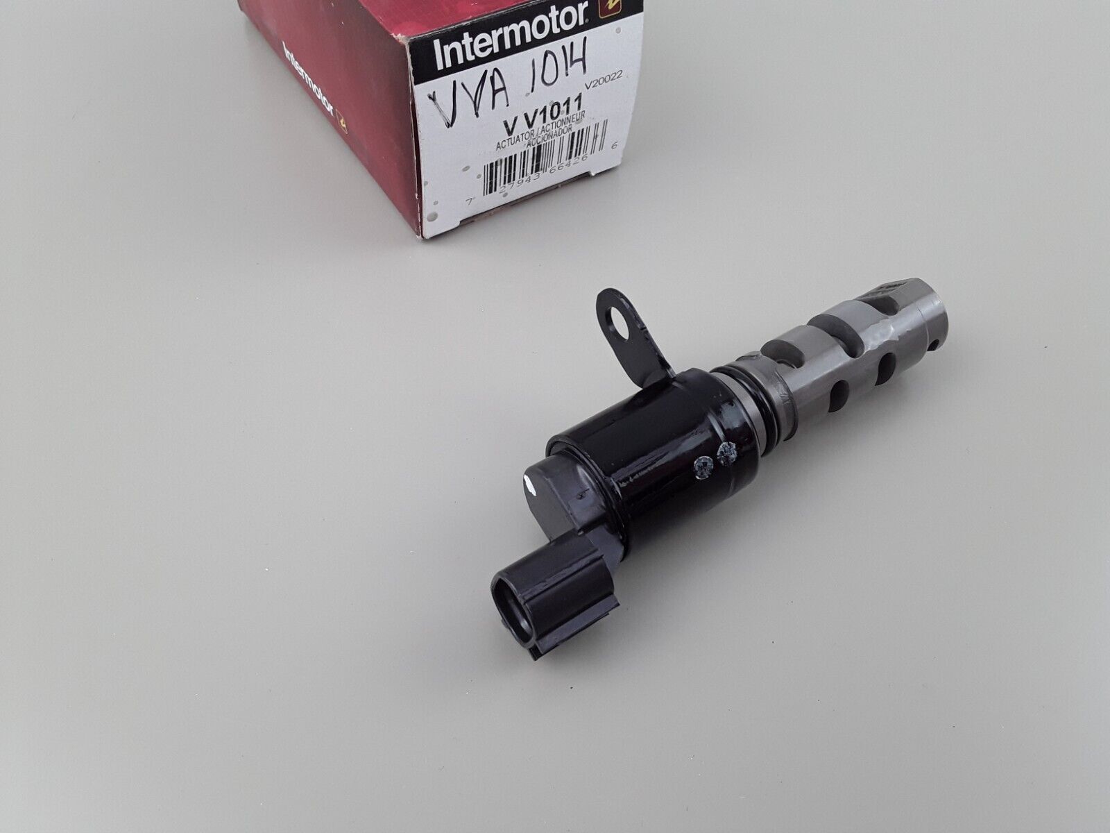 Engine Variable Valve Timing (VVT) Solenoid For Hyundai, Kia 2006-2012 - HotCarParts