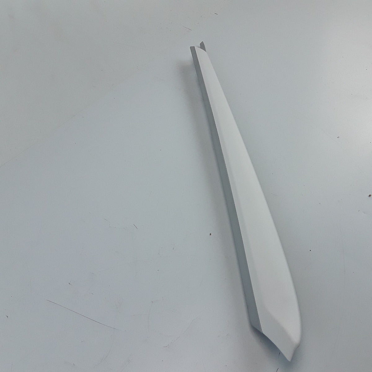 Model Y 2020-2025 LH Front Door Trim White Decor Panel 1756165-00-A OEM