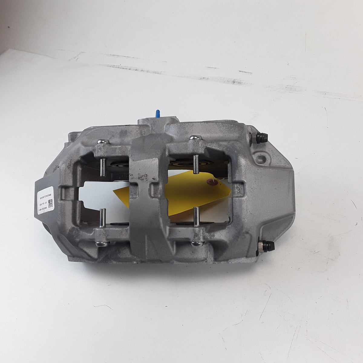 8008362-00-A Front Right Brake Caliper Without Pads Base For Tesla Model Y 2025
