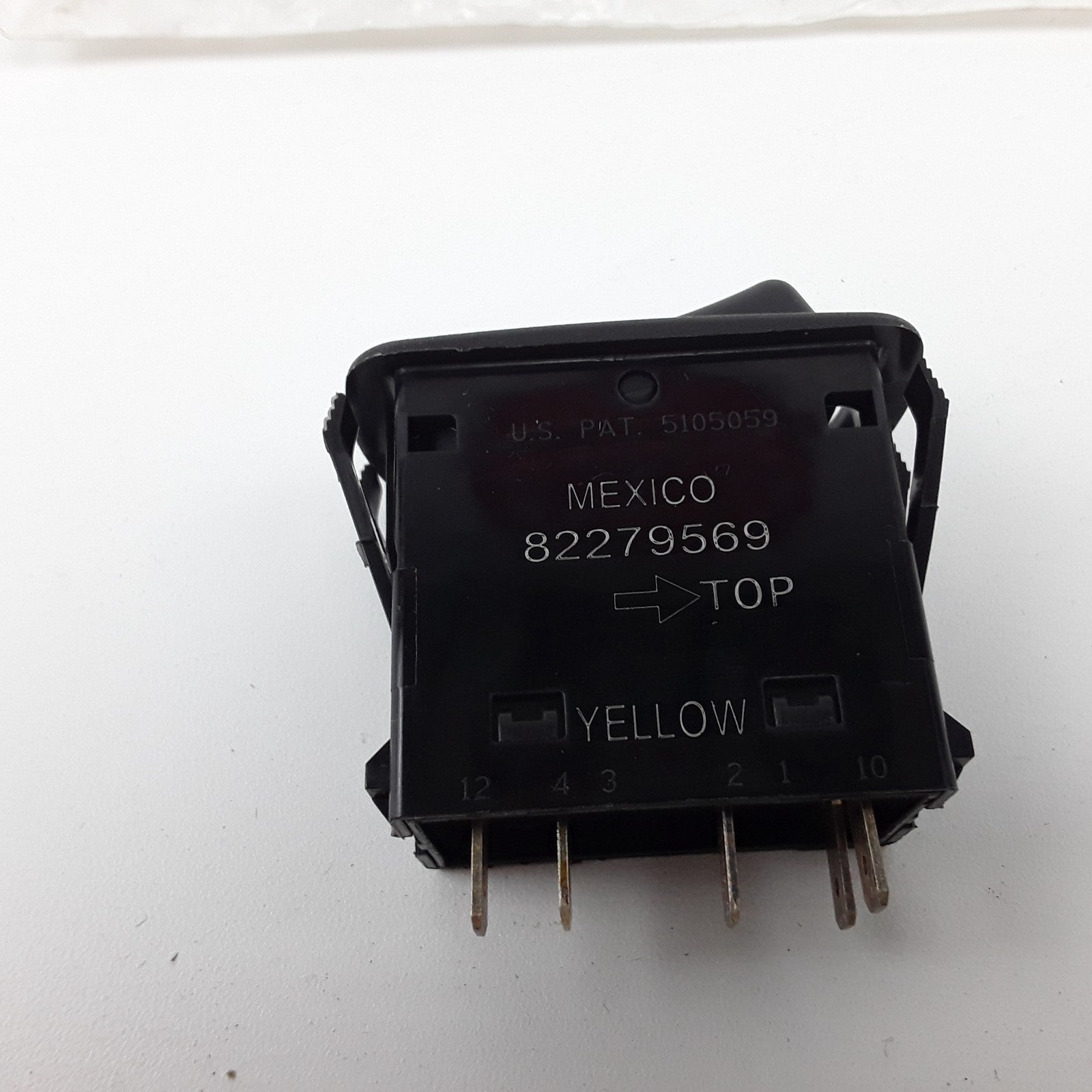 Mack 82279569 Heated Mirror Control Switch Fits Mack Replaces 1MR4341BM5