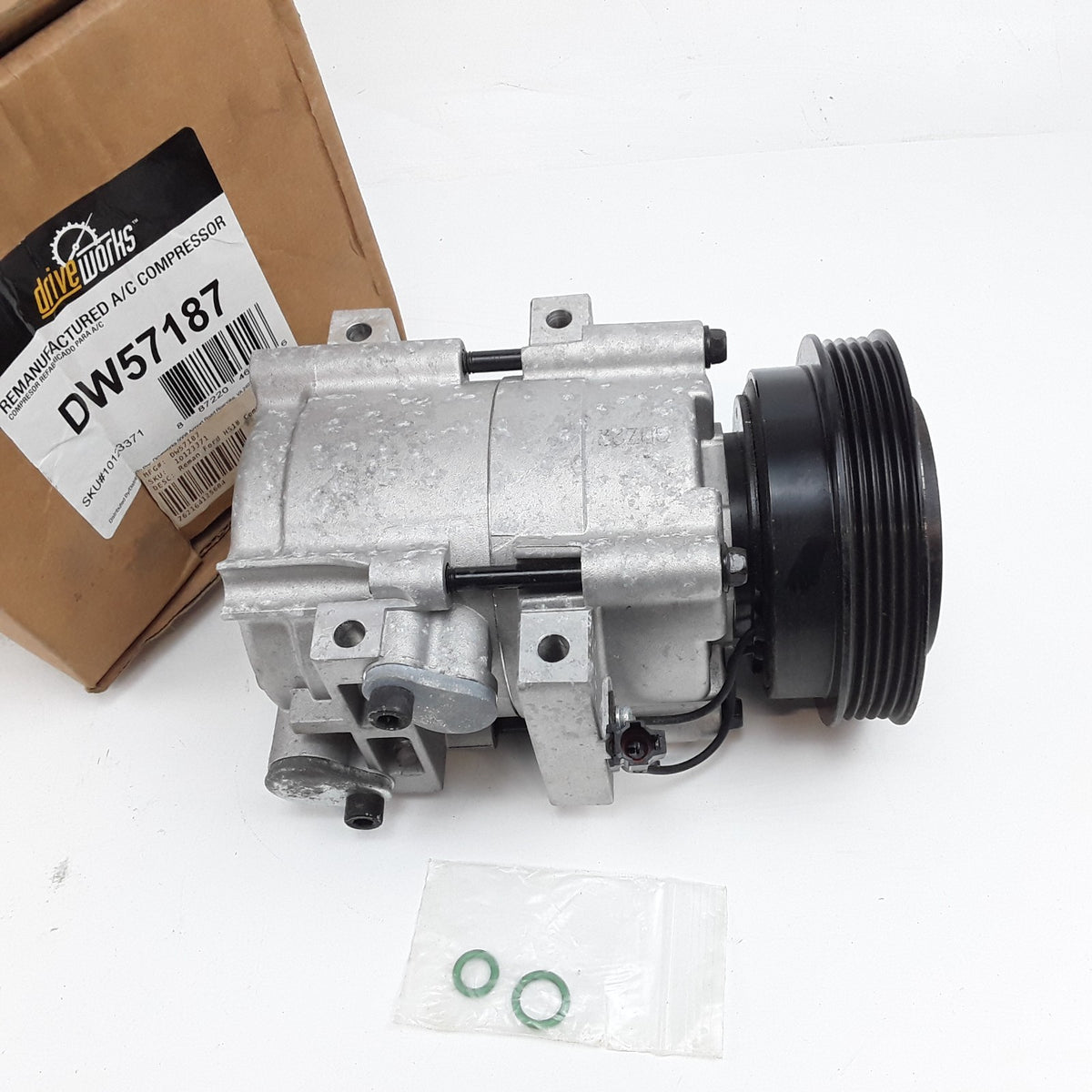 A/C Compressor Fits Hyundai Santa Fe 2001 2002 2003 2004 2.4L Driveworks DW57187